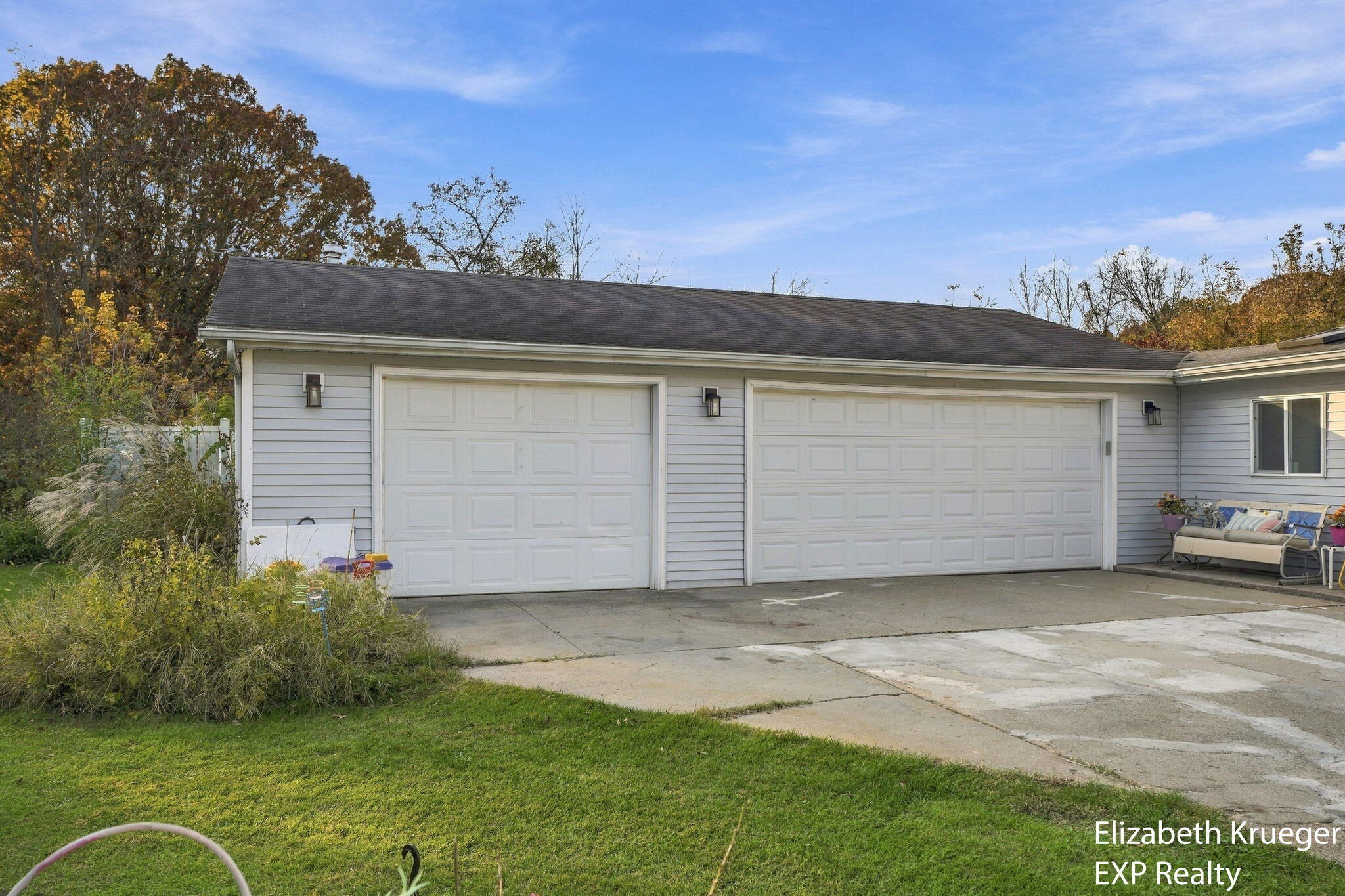 2552 56th Street Fennville MI 49408