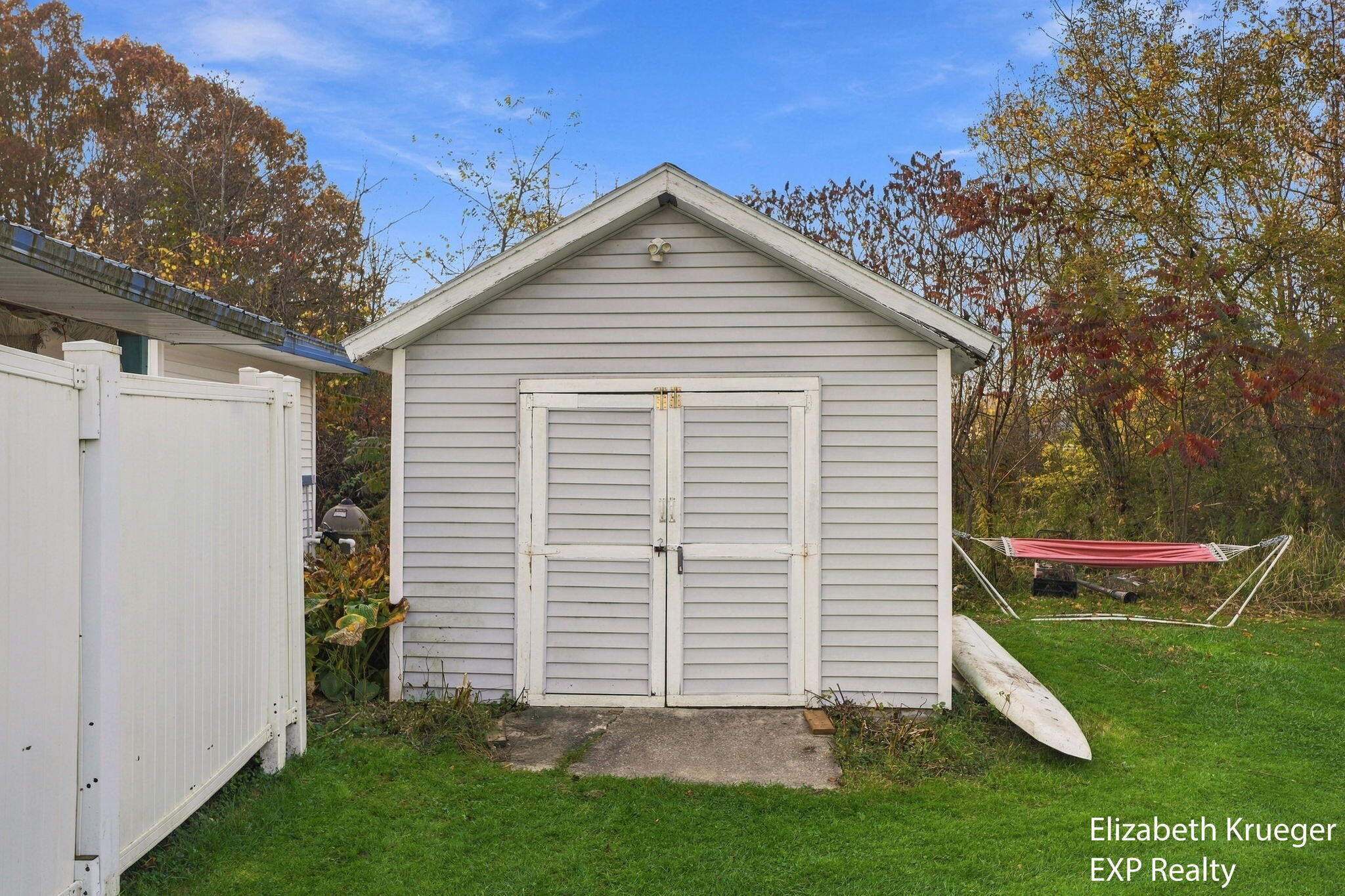 2552 56th Street Fennville MI 49408