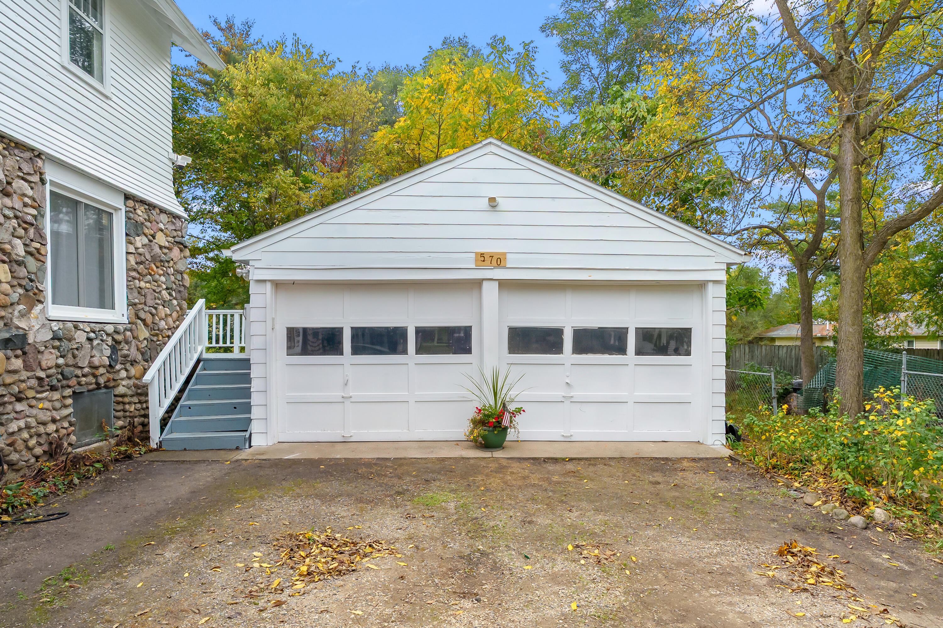 570 Harway Avenue Kalamazoo MI 49048