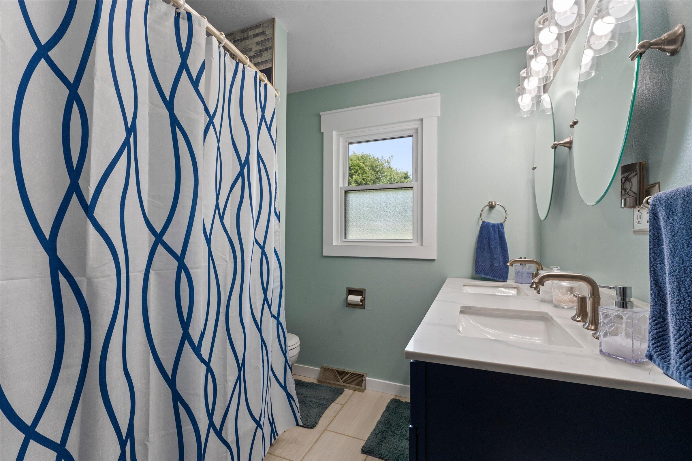 69601 Christiann Creek Drive Edwardsburg MI 49112
