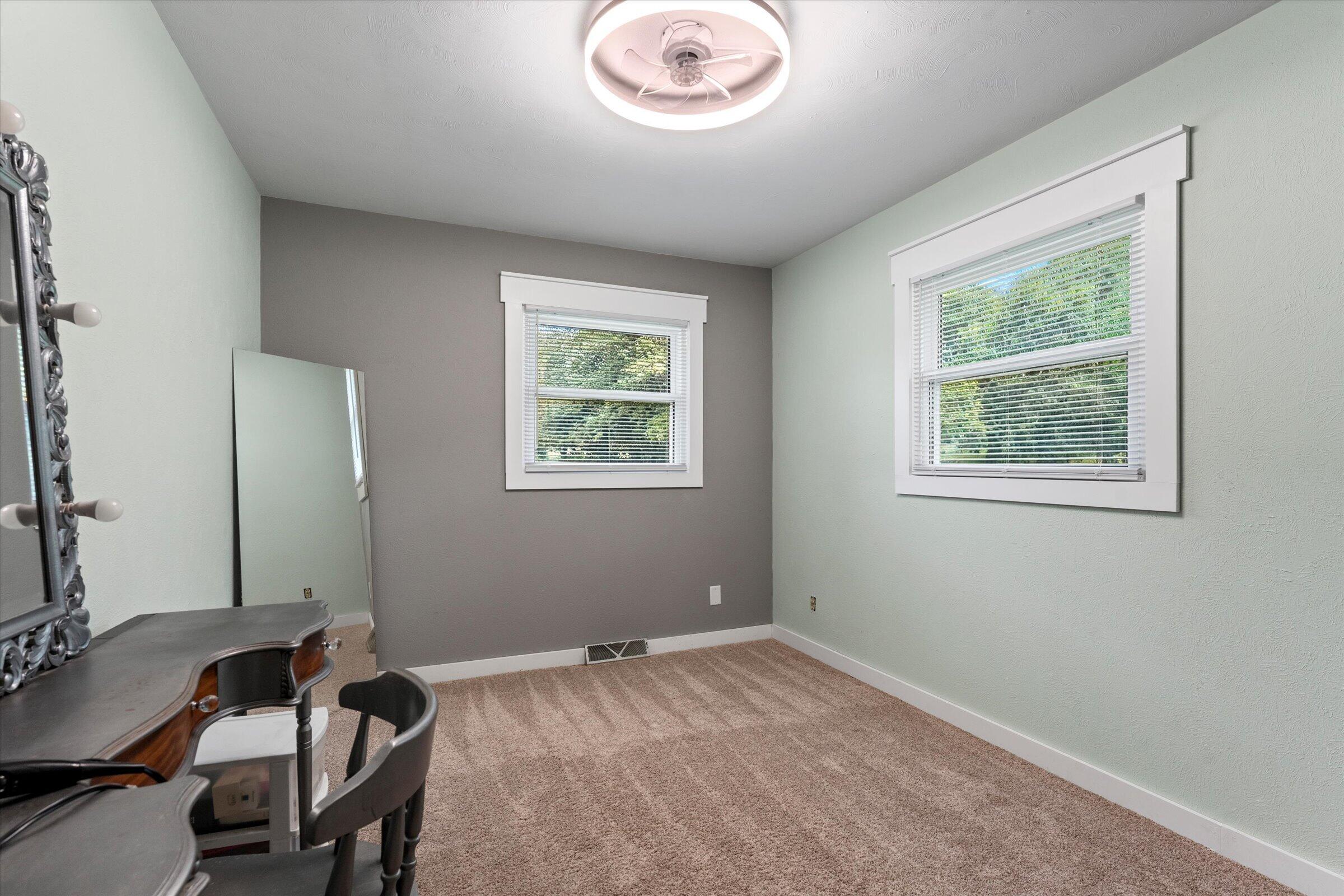 69601 Christiann Creek Drive Edwardsburg MI 49112