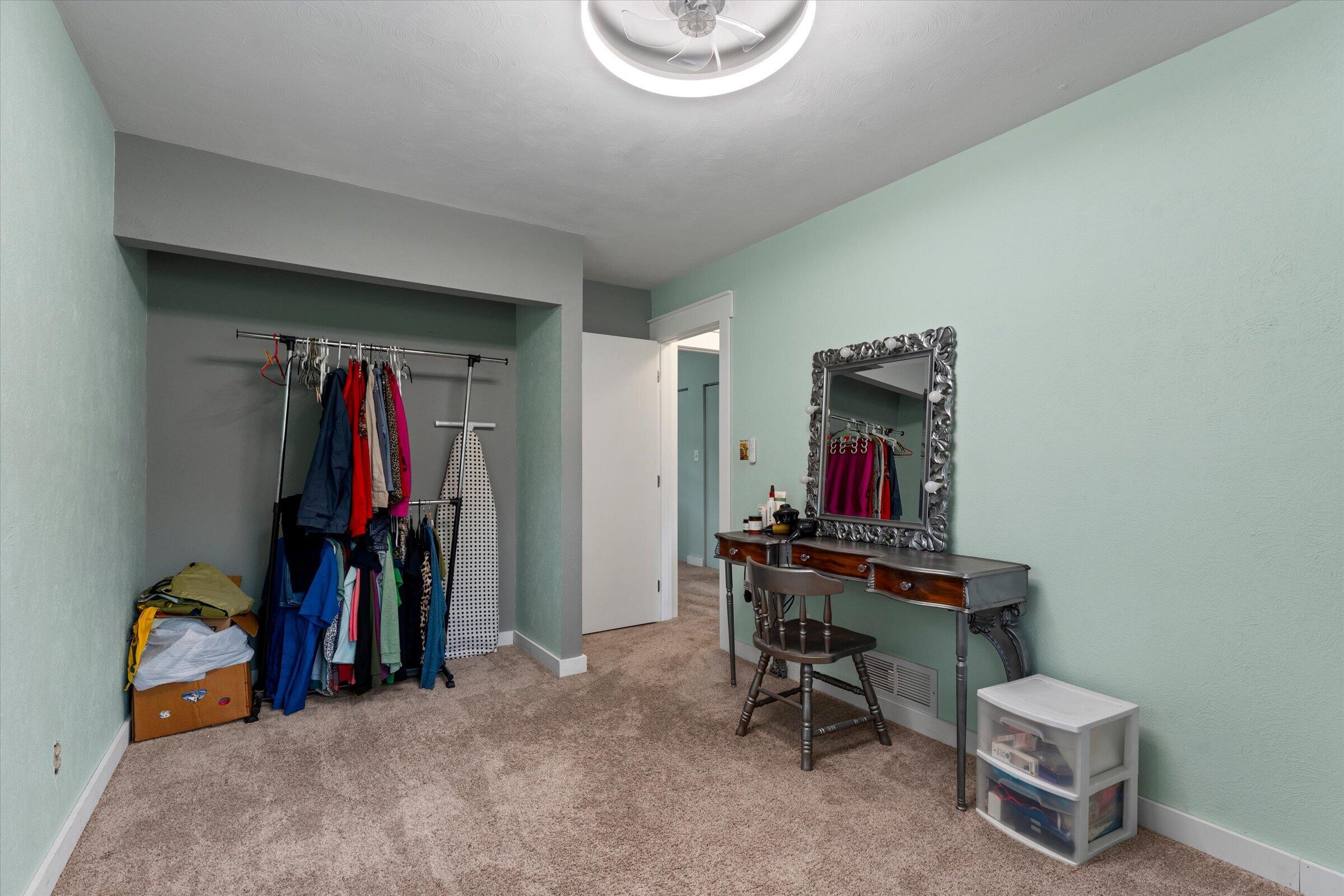 69601 Christiann Creek Drive Edwardsburg MI 49112