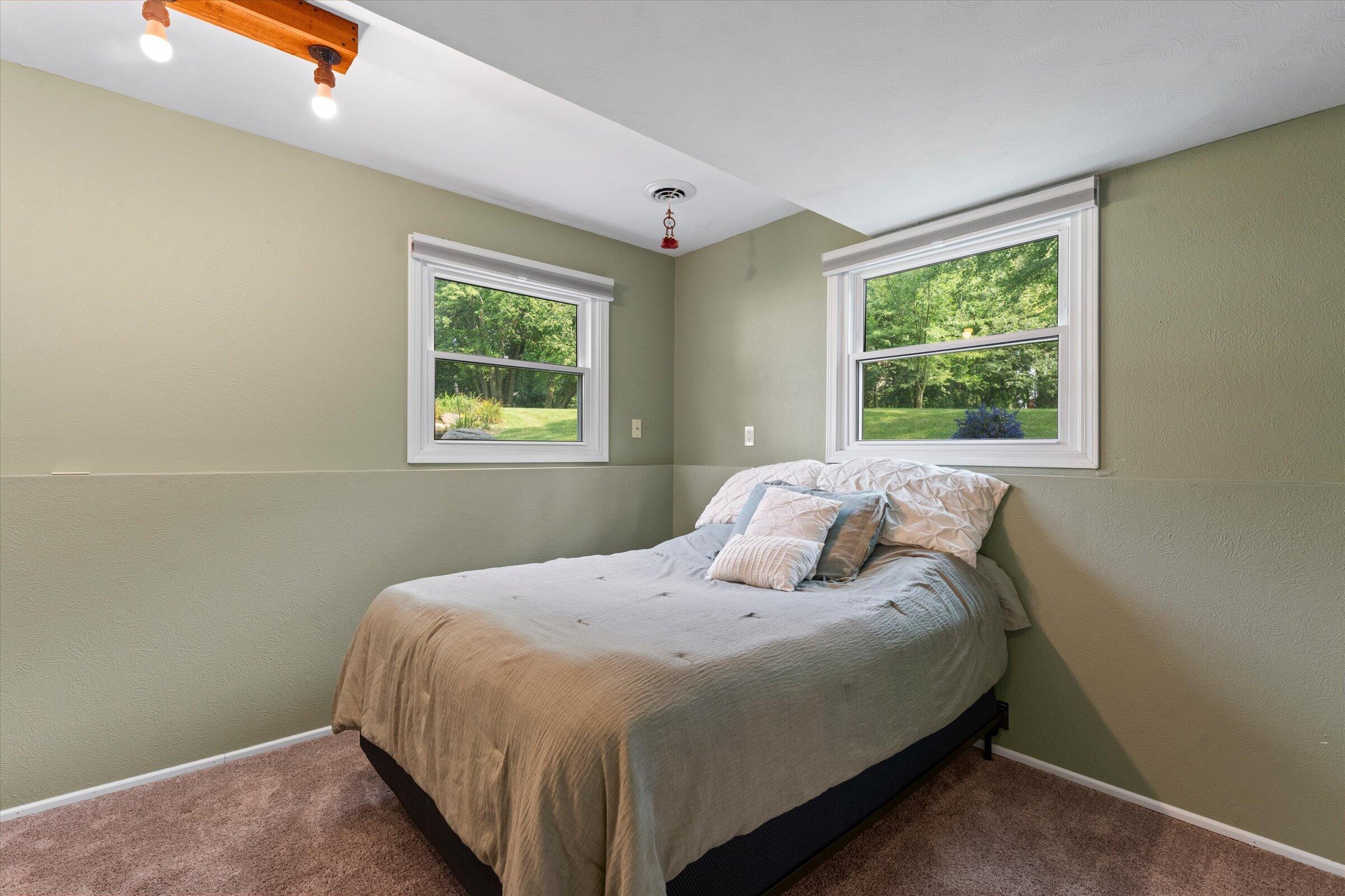 69601 Christiann Creek Drive Edwardsburg MI 49112
