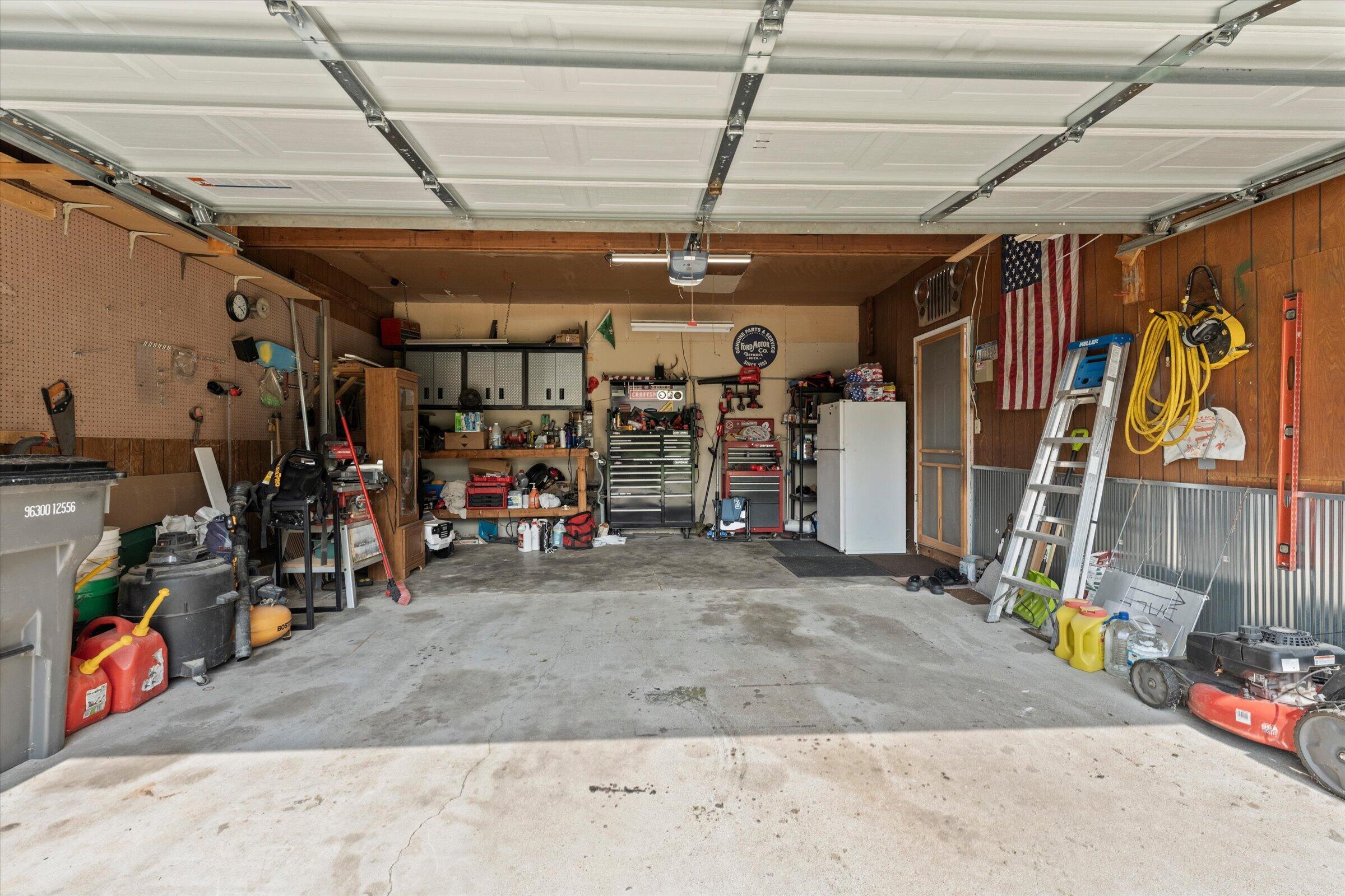 69601 Christiann Creek Drive Edwardsburg MI 49112