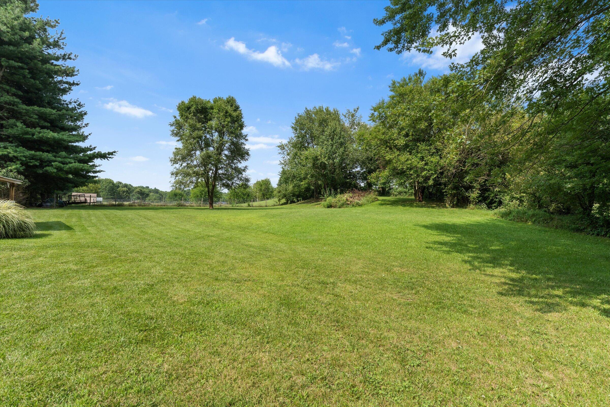 69601 Christiann Creek Drive Edwardsburg MI 49112