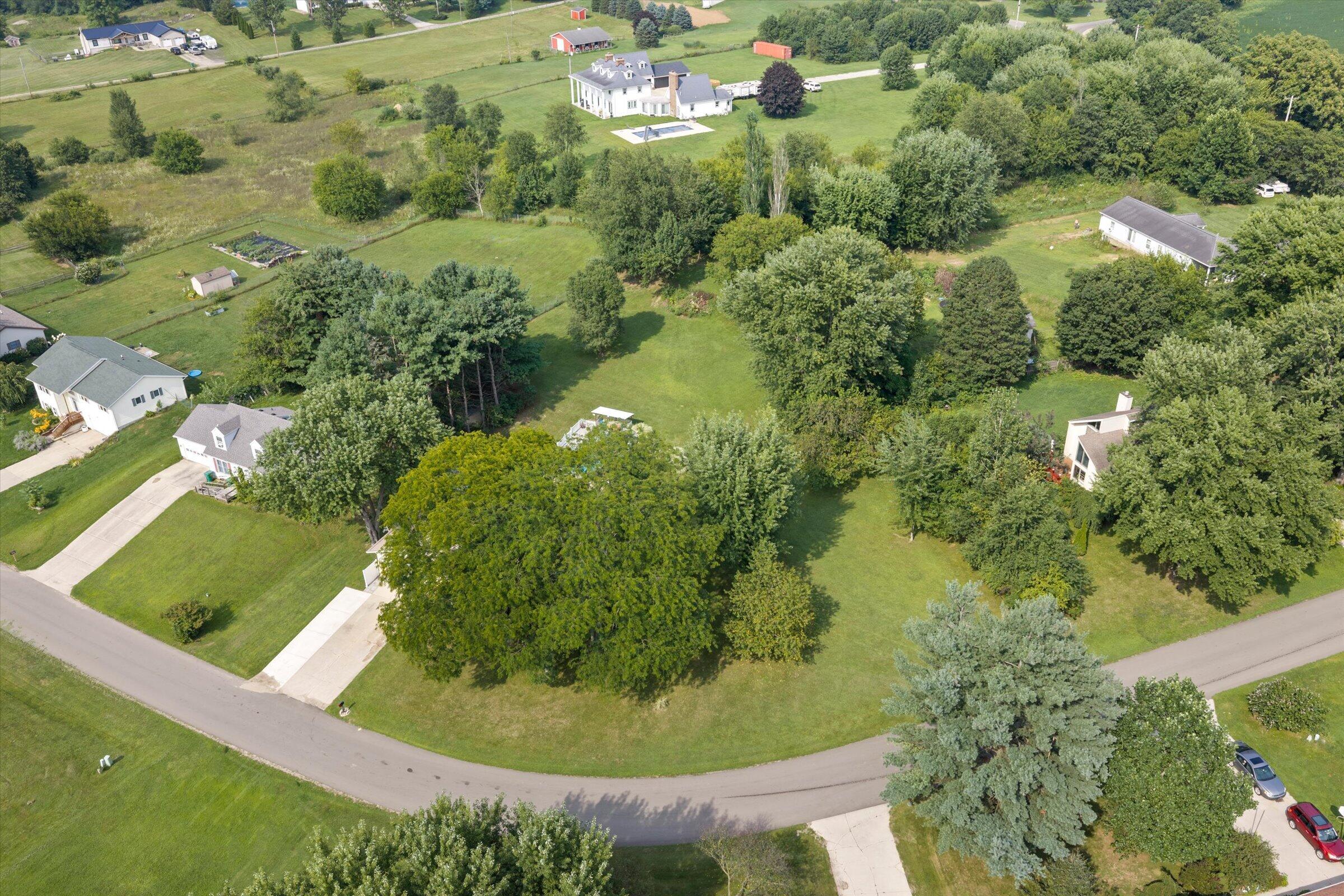 69601 Christiann Creek Drive Edwardsburg MI 49112
