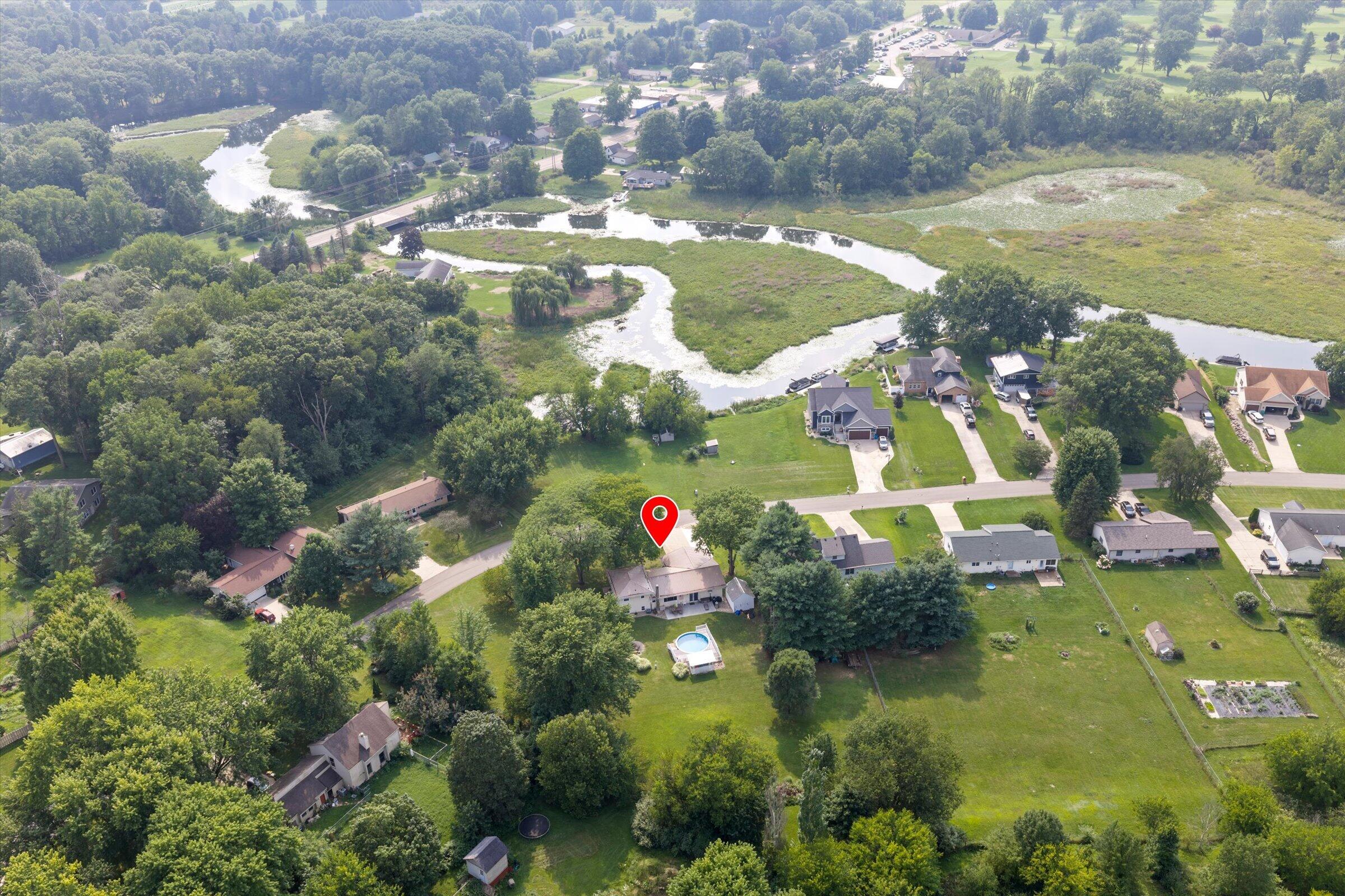 69601 Christiann Creek Drive Edwardsburg MI 49112