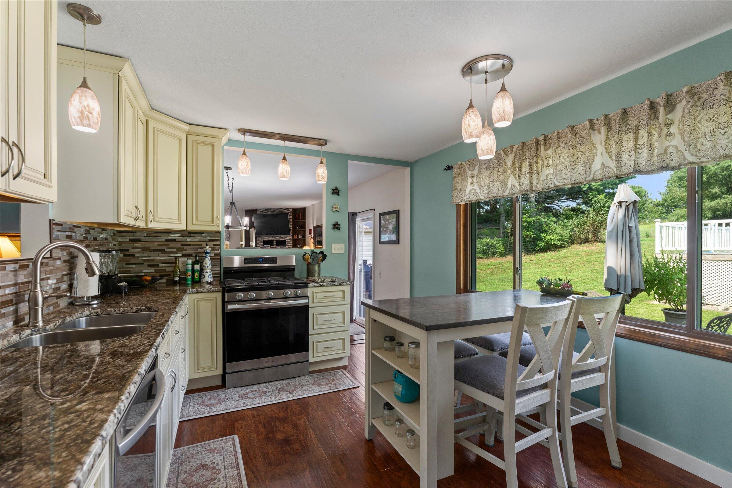 69601 Christiann Creek Drive Edwardsburg MI 49112