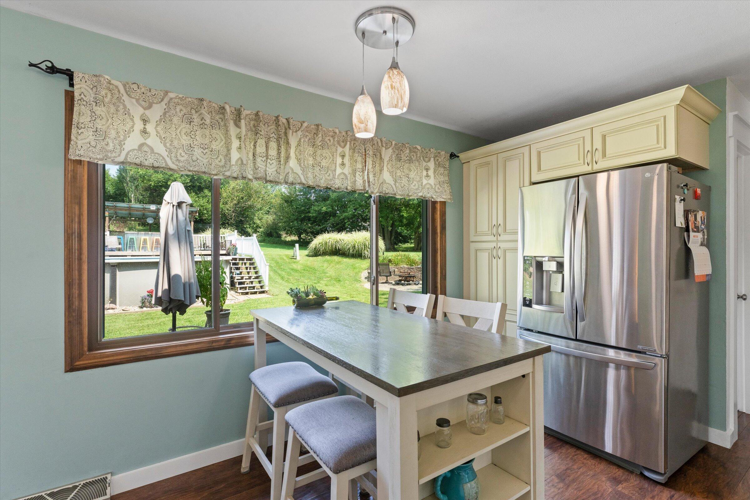 69601 Christiann Creek Drive Edwardsburg MI 49112