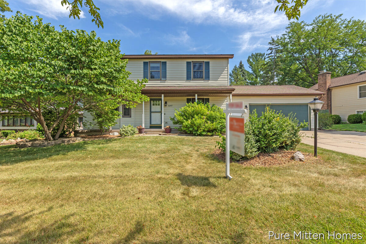 2047 Wolfboro Drive SE Grand Rapids MI 49508