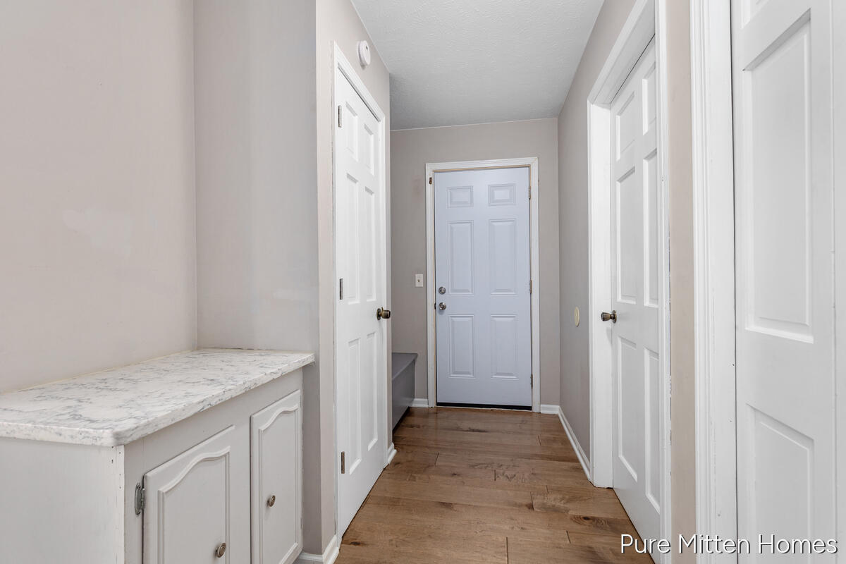 2047 Wolfboro Drive SE Grand Rapids MI 49508