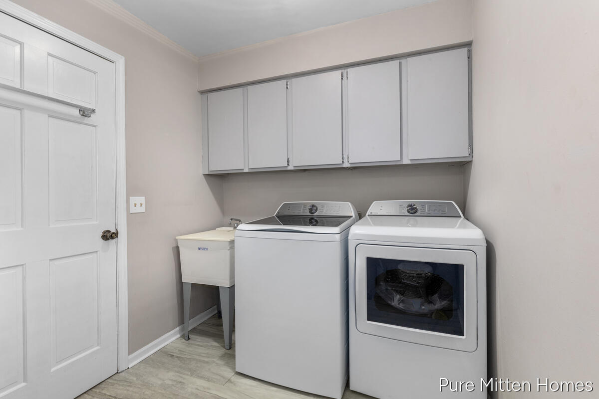 2047 Wolfboro Drive SE Grand Rapids MI 49508