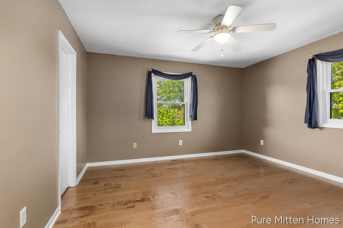 2047 Wolfboro Drive SE Grand Rapids MI 49508