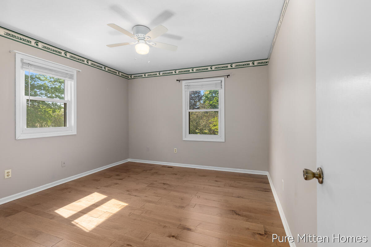 2047 Wolfboro Drive SE Grand Rapids MI 49508