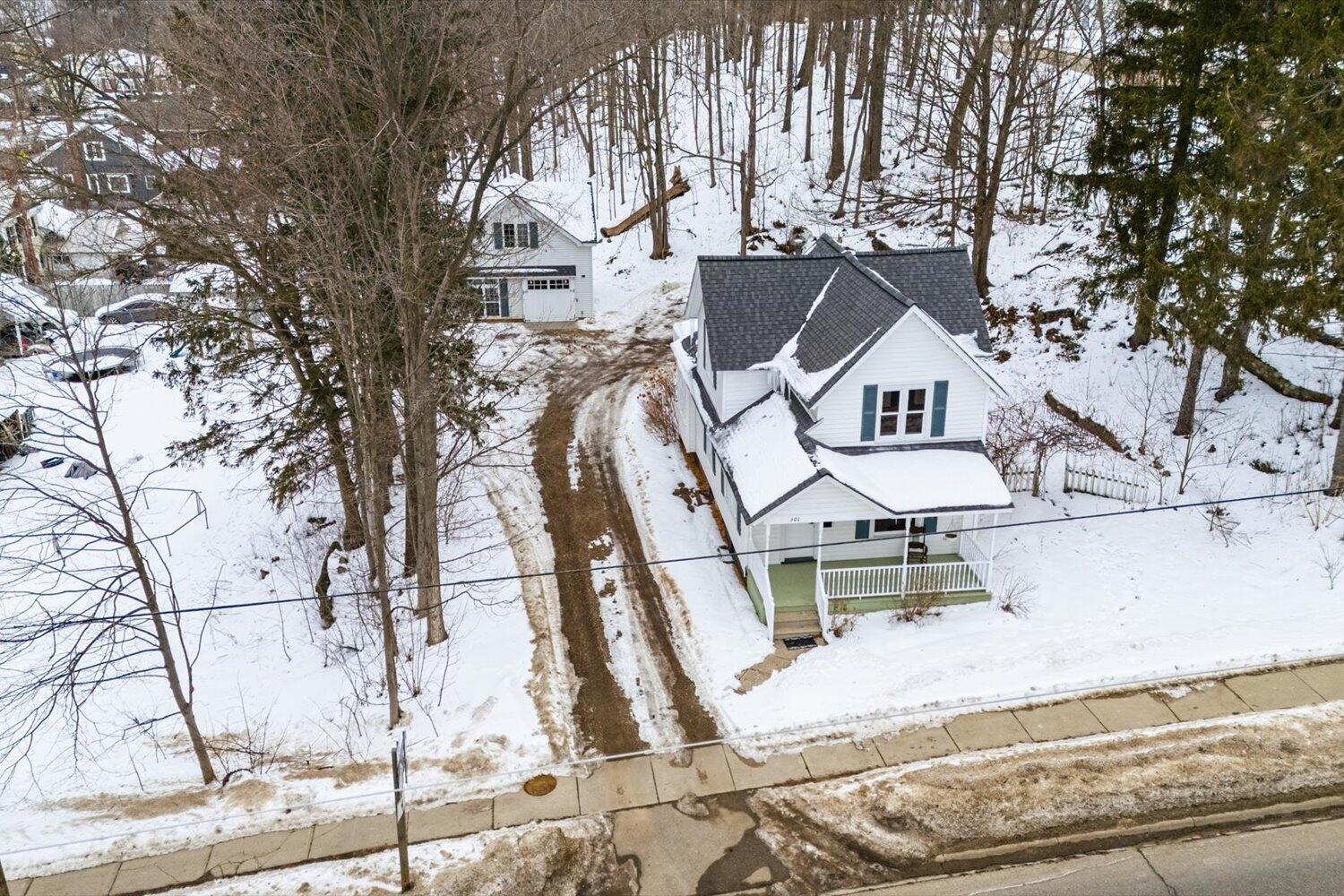 301 Grand Street Allegan MI 49010