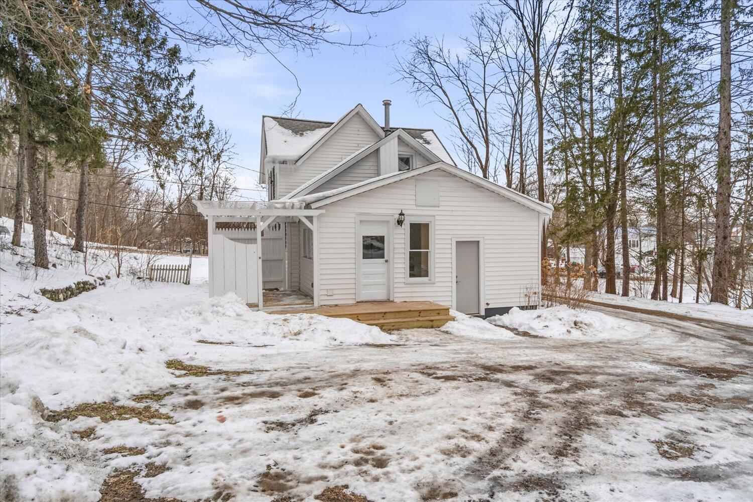 301 Grand Street Allegan MI 49010