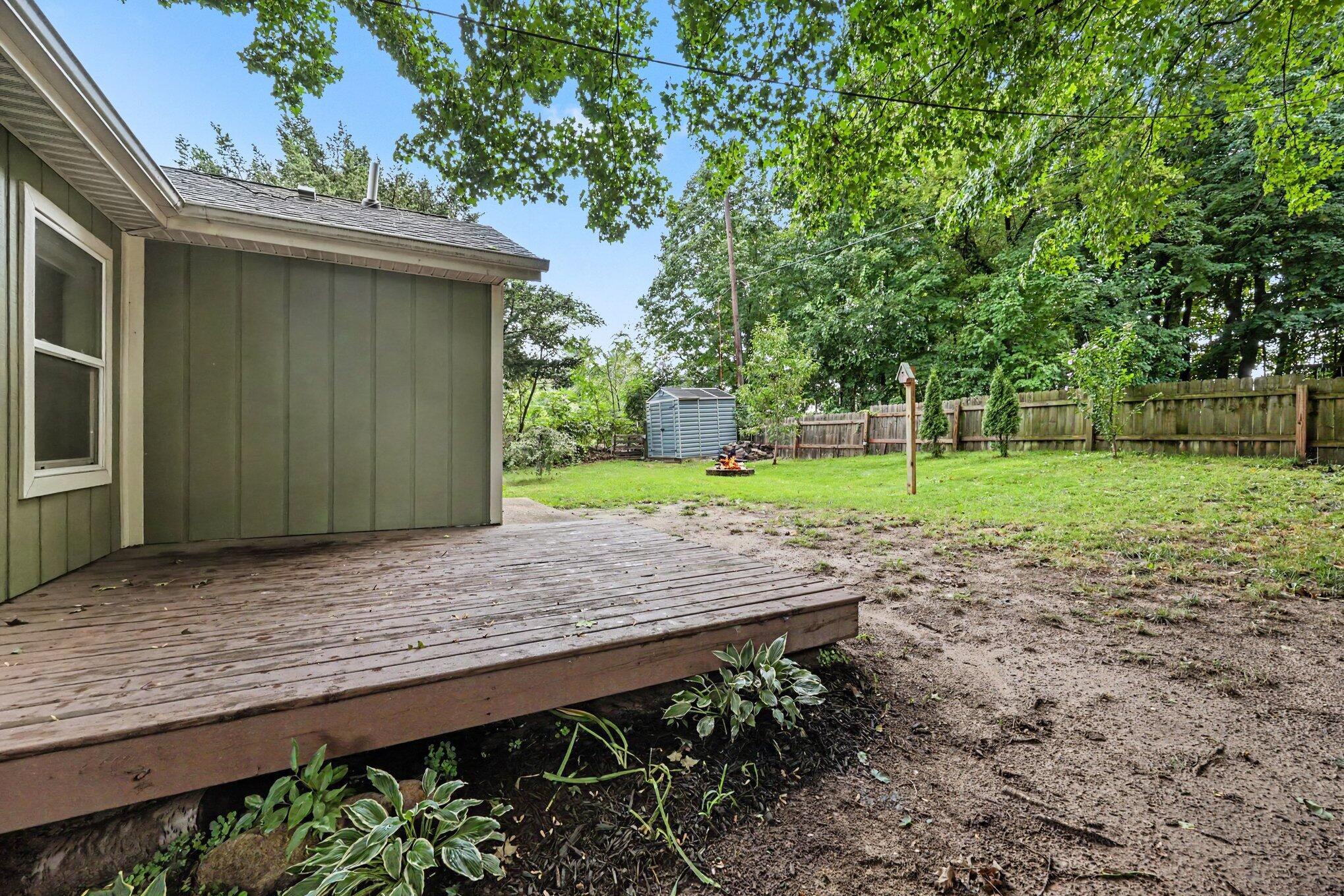 6688 Echo Drive NE Rockford MI 49341
