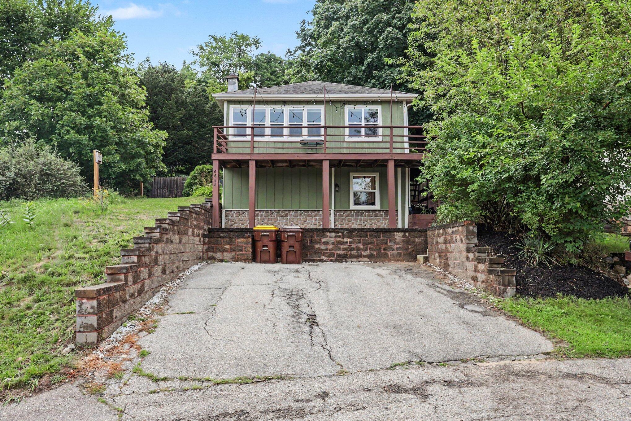 6688 Echo Drive NE Rockford MI 49341