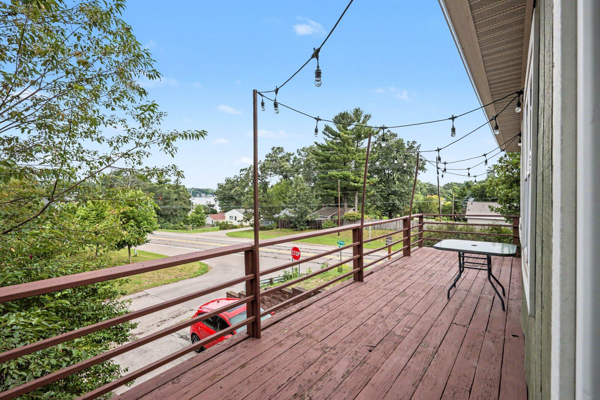 6688 Echo Drive NE Rockford MI 49341