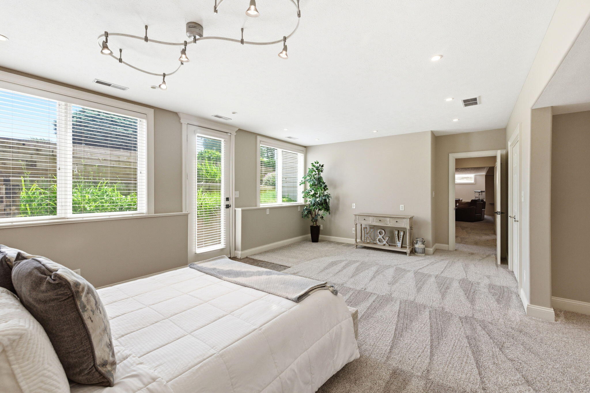 1920 High Meadow S Niles MI 49120