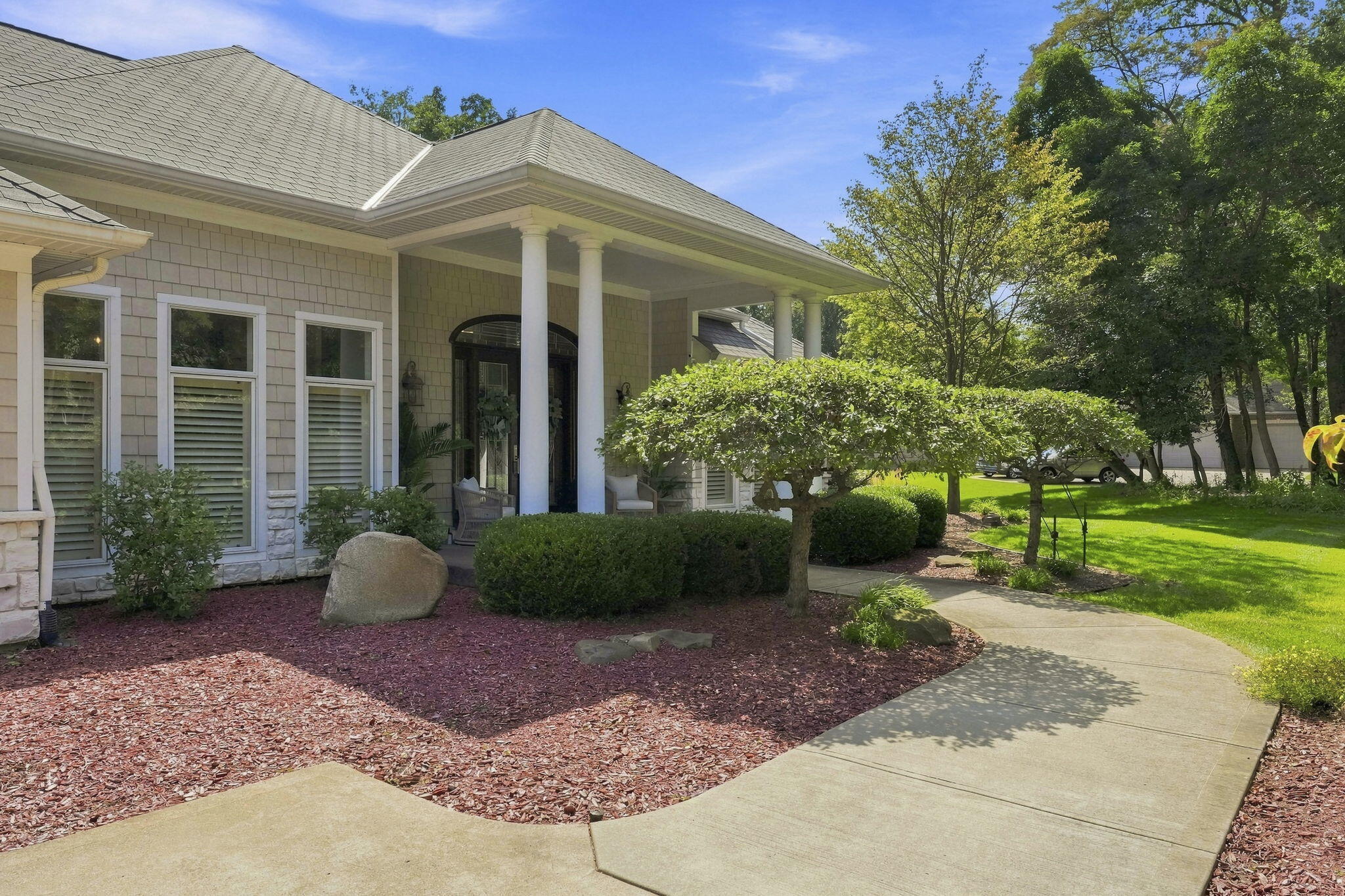 1920 High Meadow S Niles MI 49120