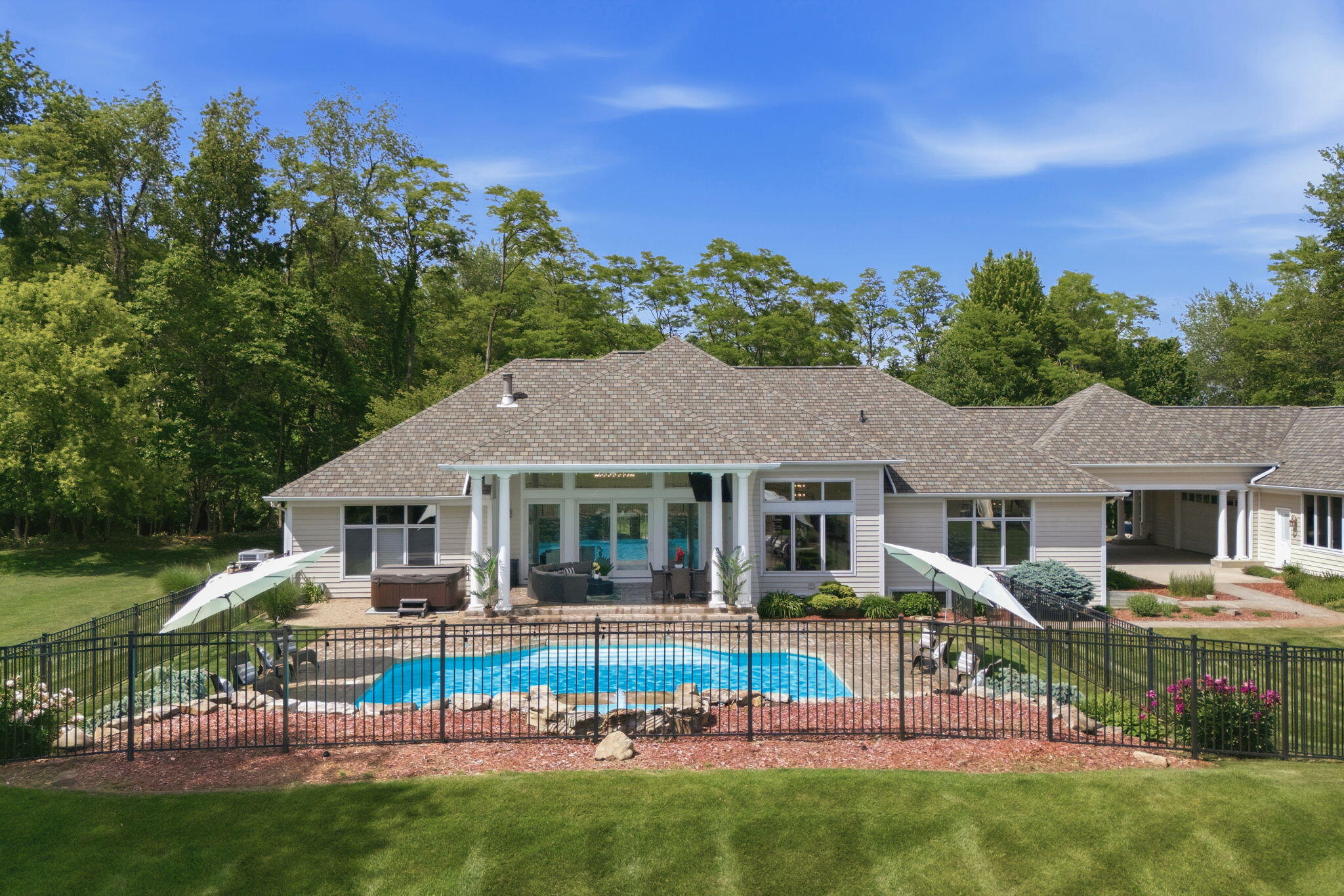 1920 High Meadow S Niles MI 49120