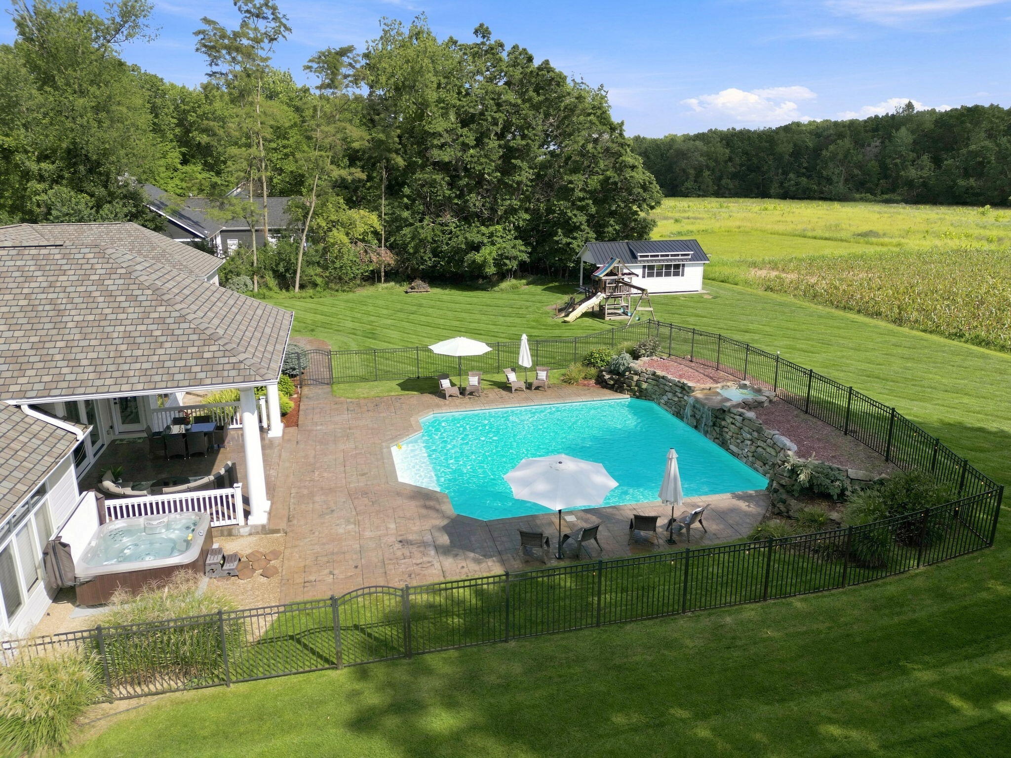 1920 High Meadow S Niles MI 49120