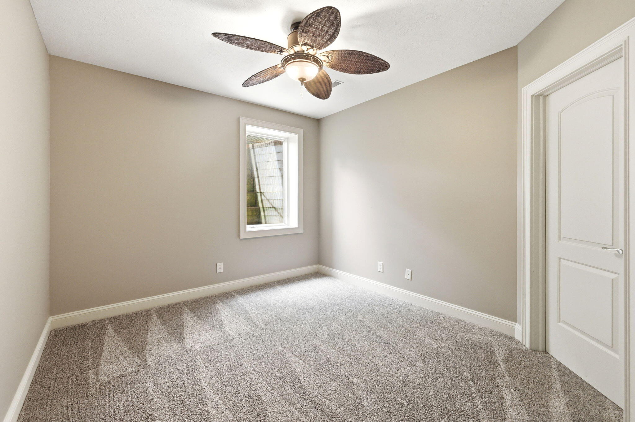 1920 High Meadow S Niles MI 49120
