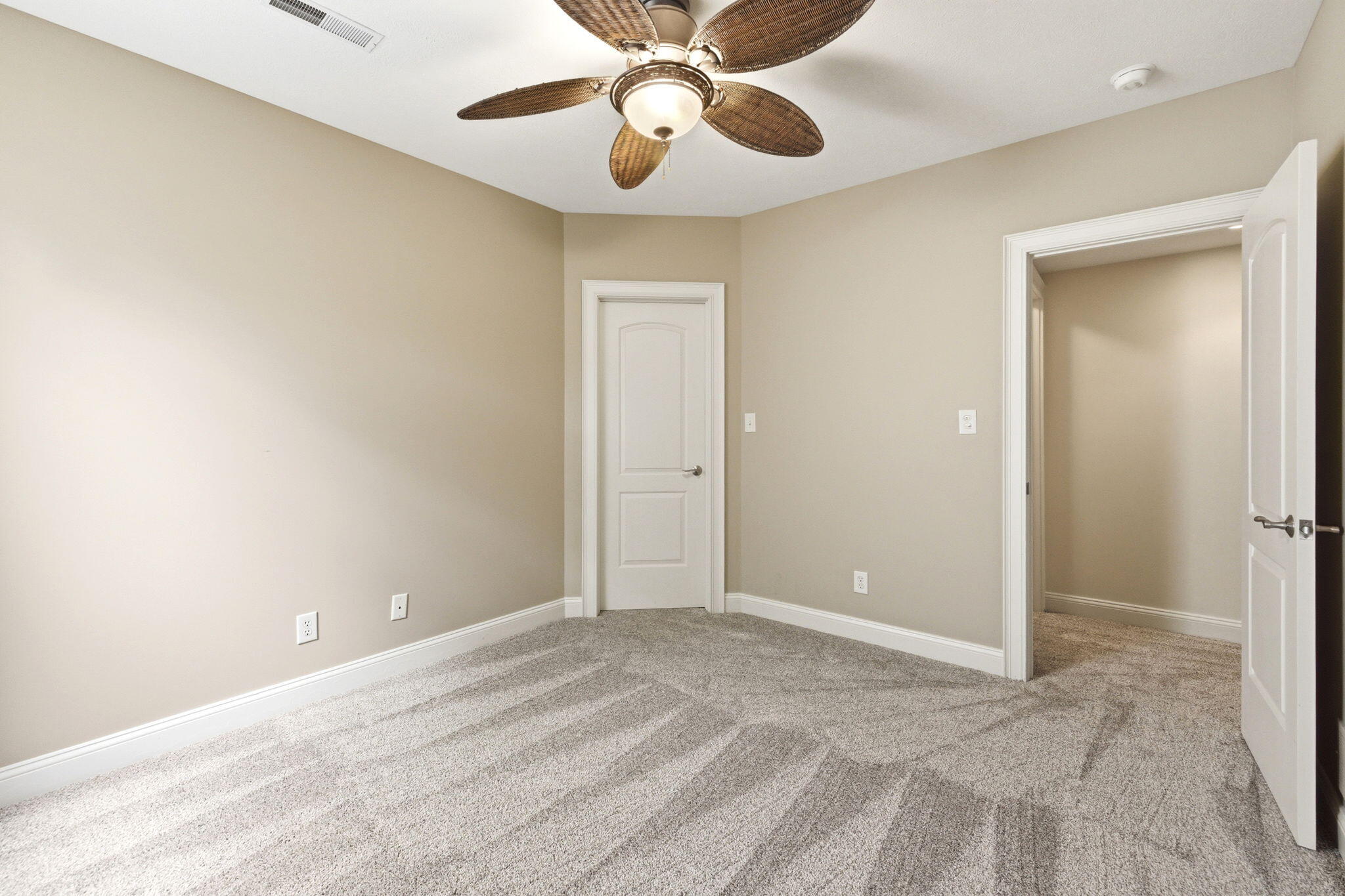 1920 High Meadow S Niles MI 49120