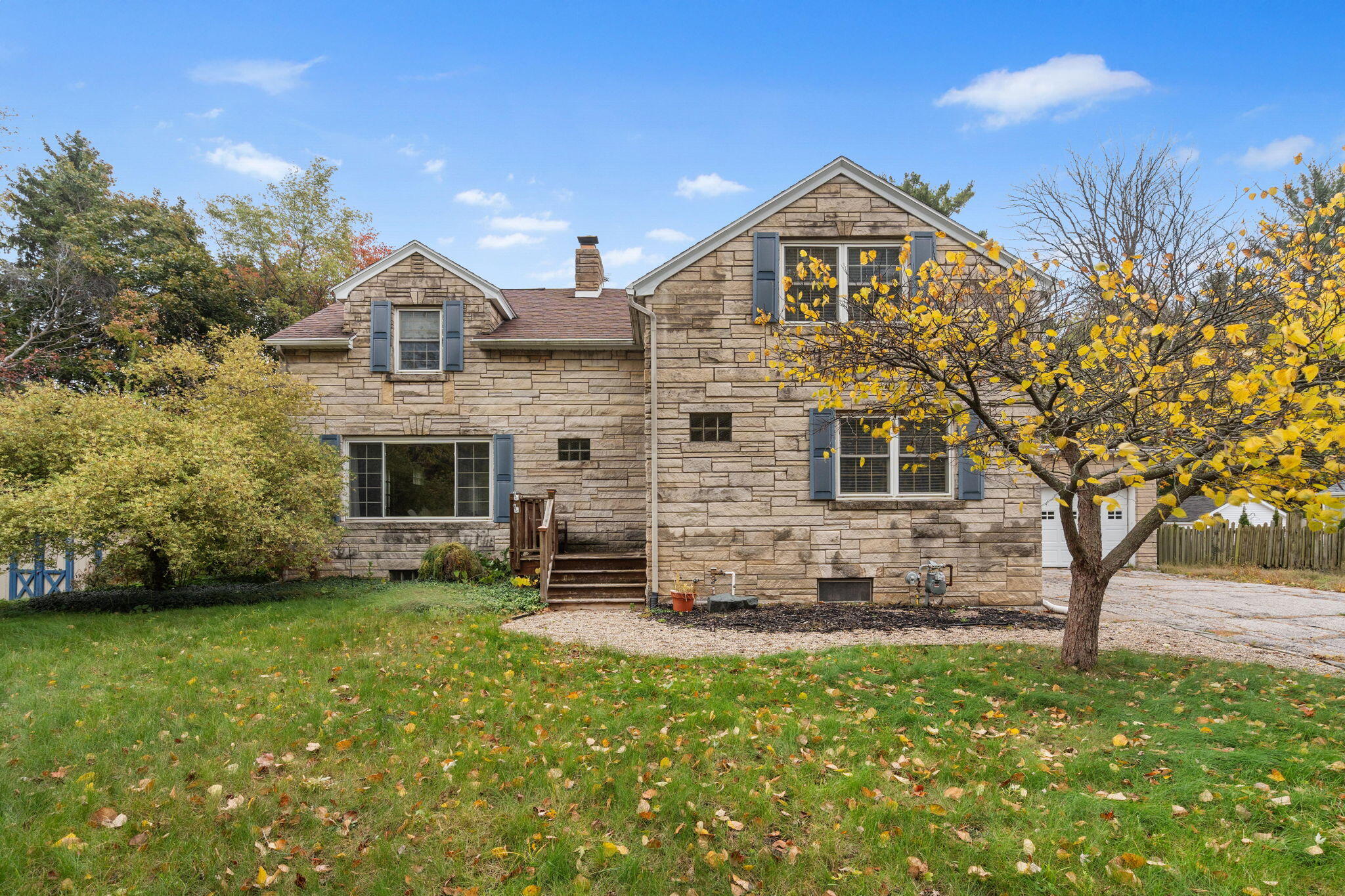 15008 Lakeshore Avenue Grand Haven MI 49417