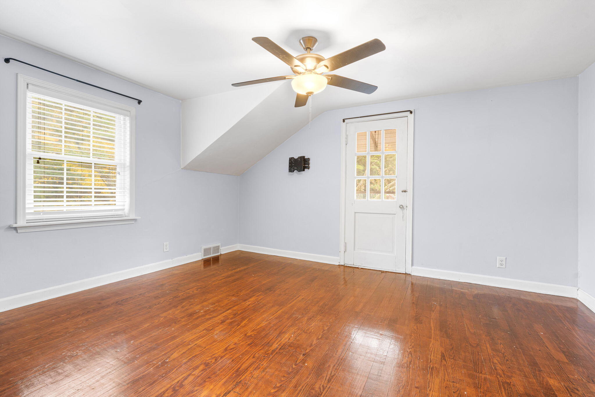 15008 Lakeshore Avenue Grand Haven MI 49417