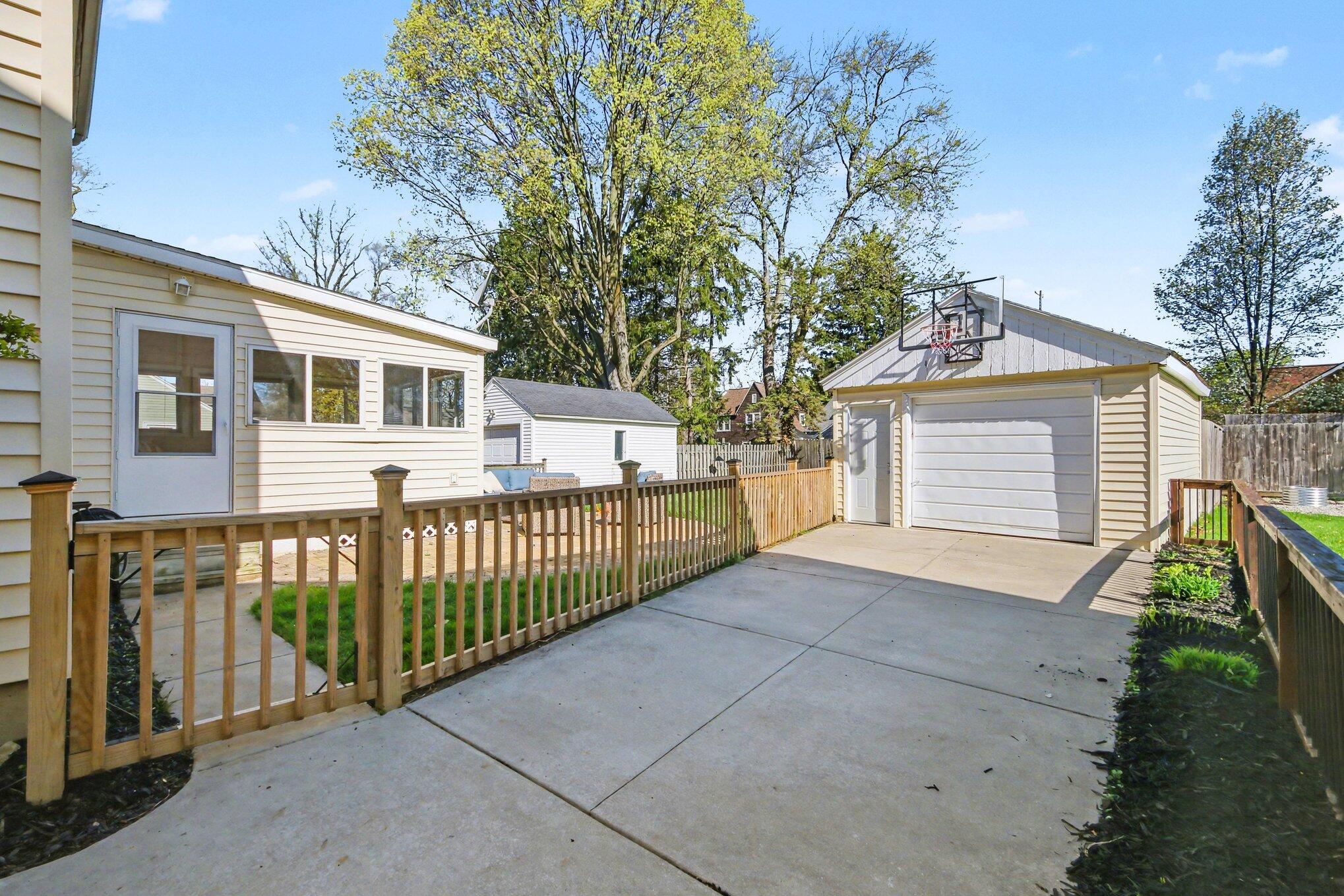623 Ottillia Street SE Grand Rapids MI 49507