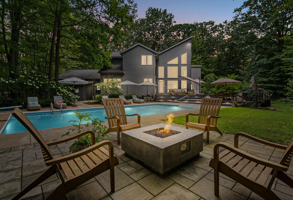 16275 Riley Street Holland MI 49424