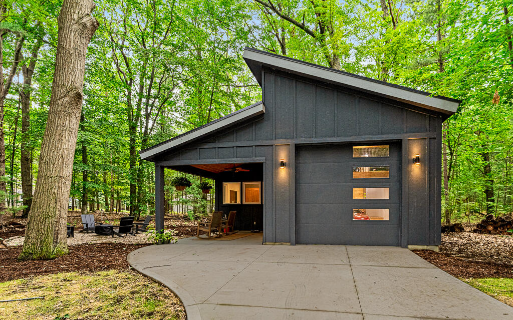 16275 Riley Street Holland MI 49424