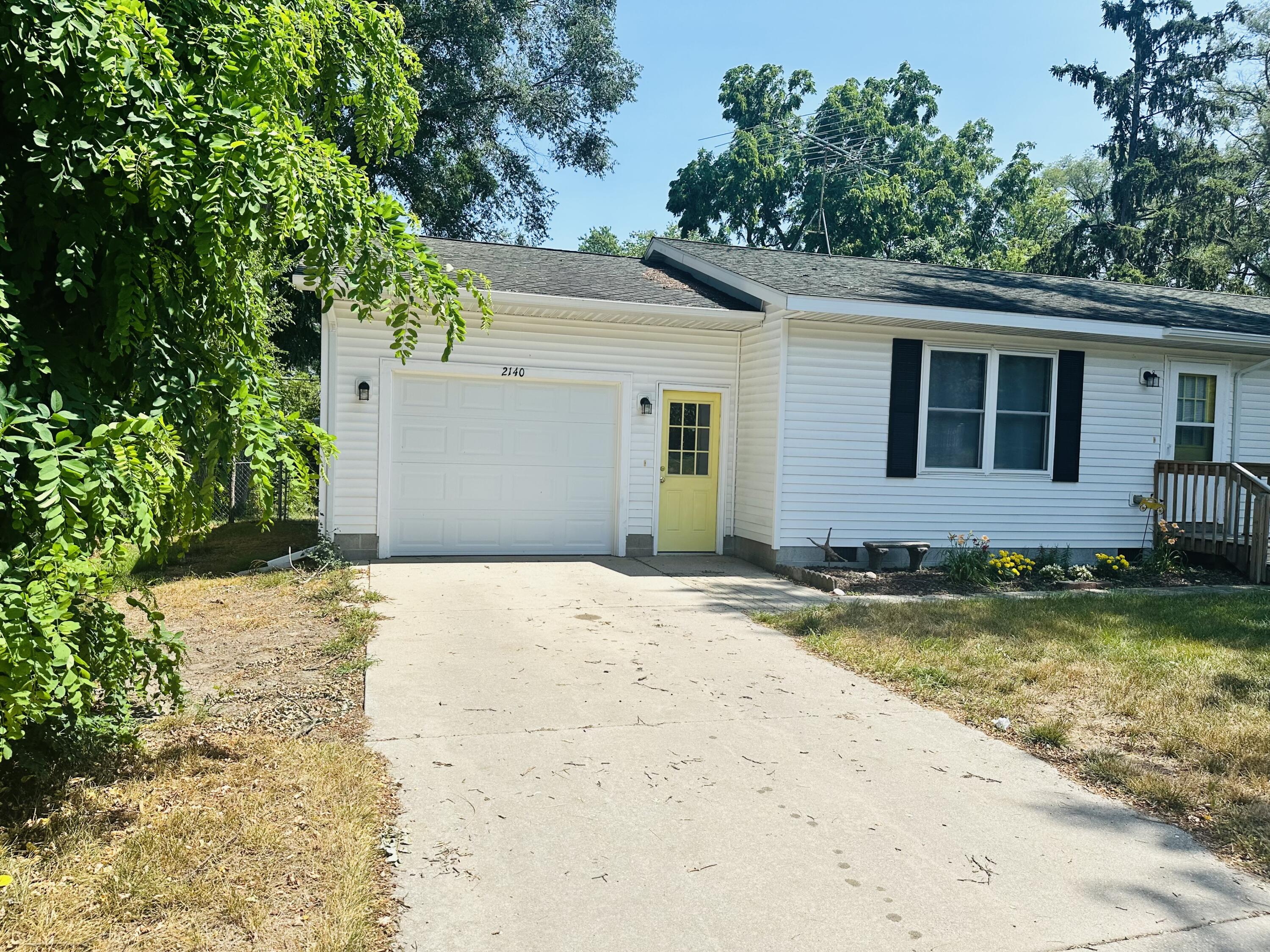 2140 Kinsey Street Muskegon MI 49441