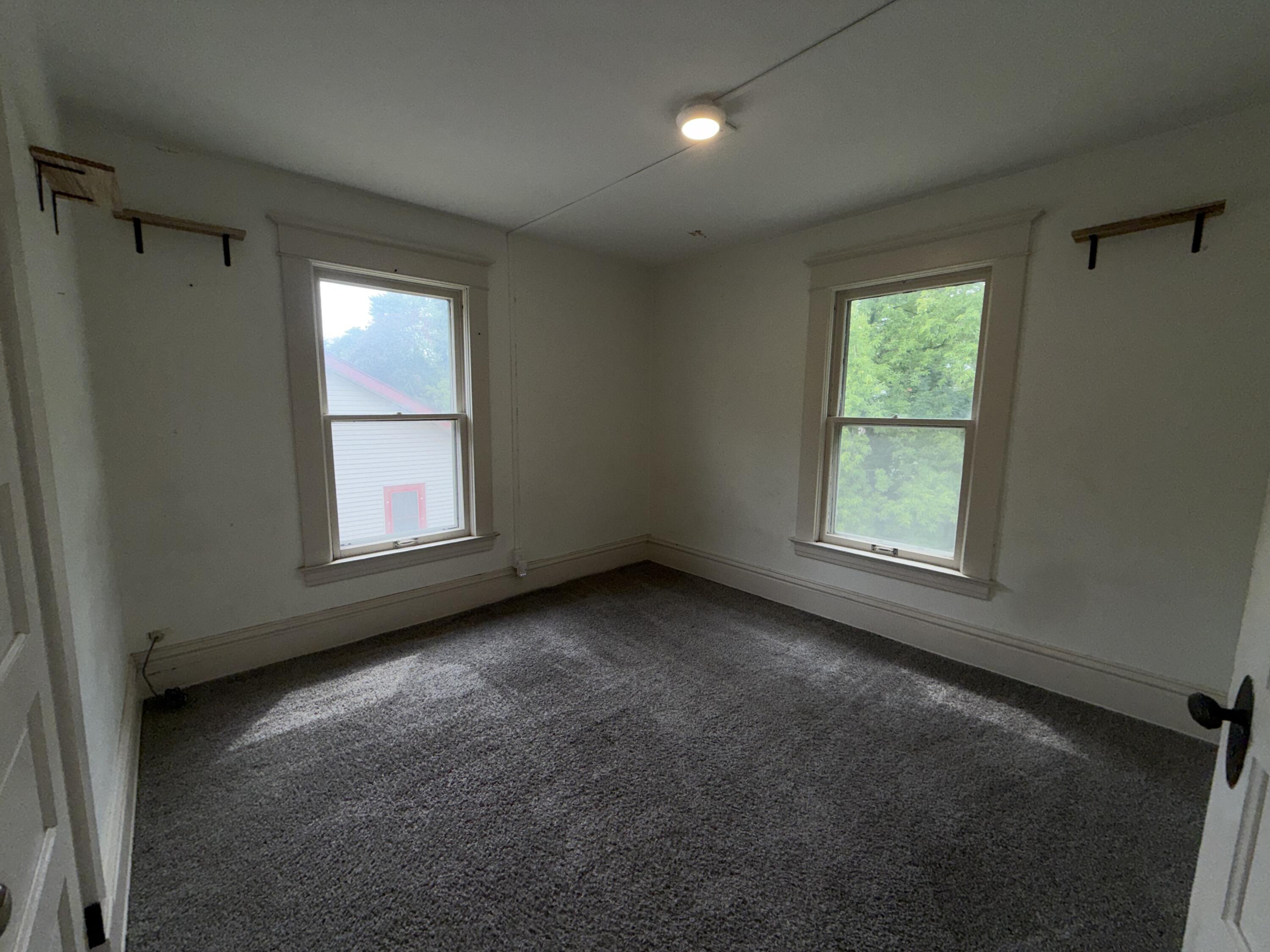1127 Niagara Avenue SE Grand Rapids MI 49507