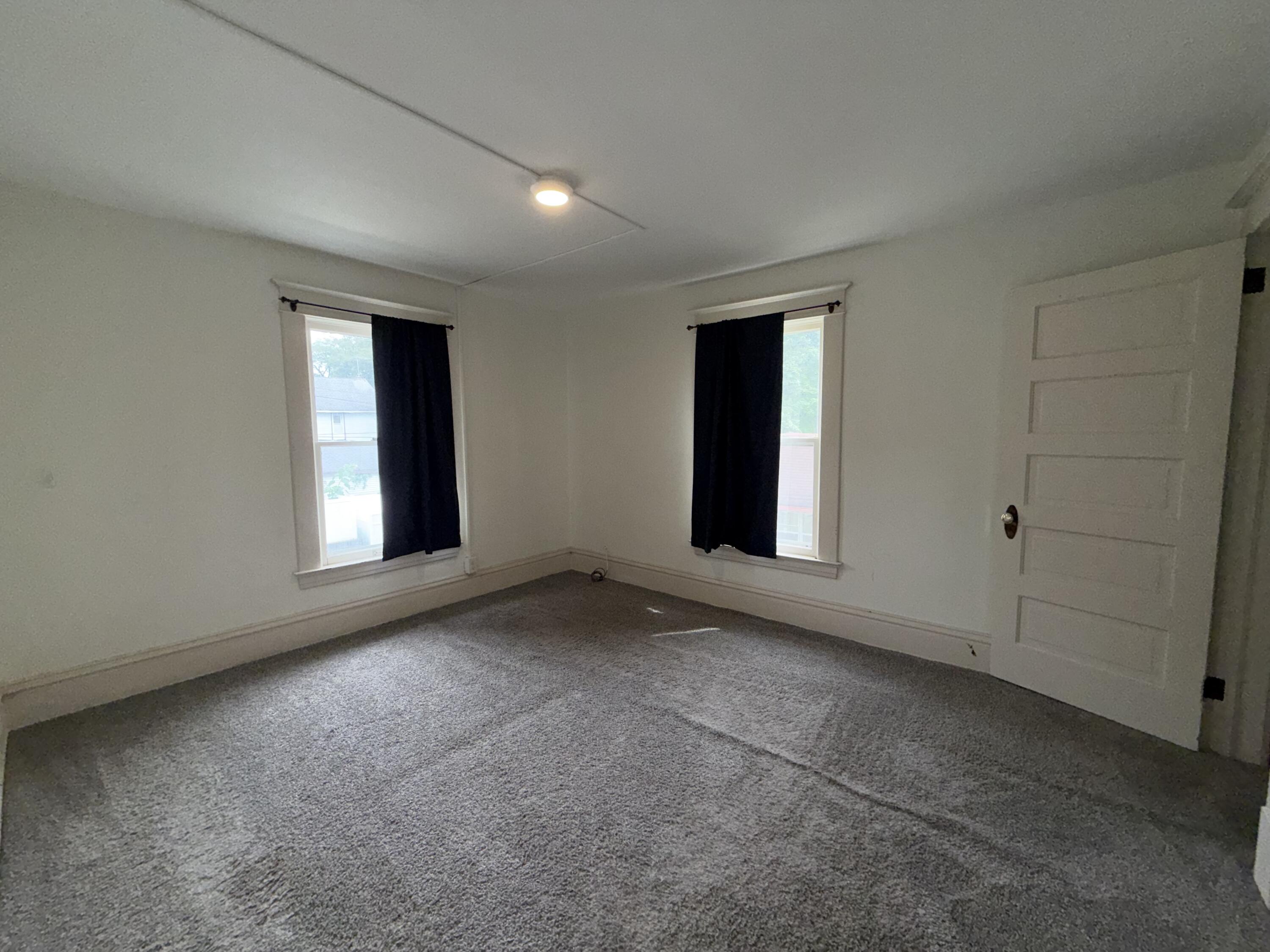 1127 Niagara Avenue SE Grand Rapids MI 49507