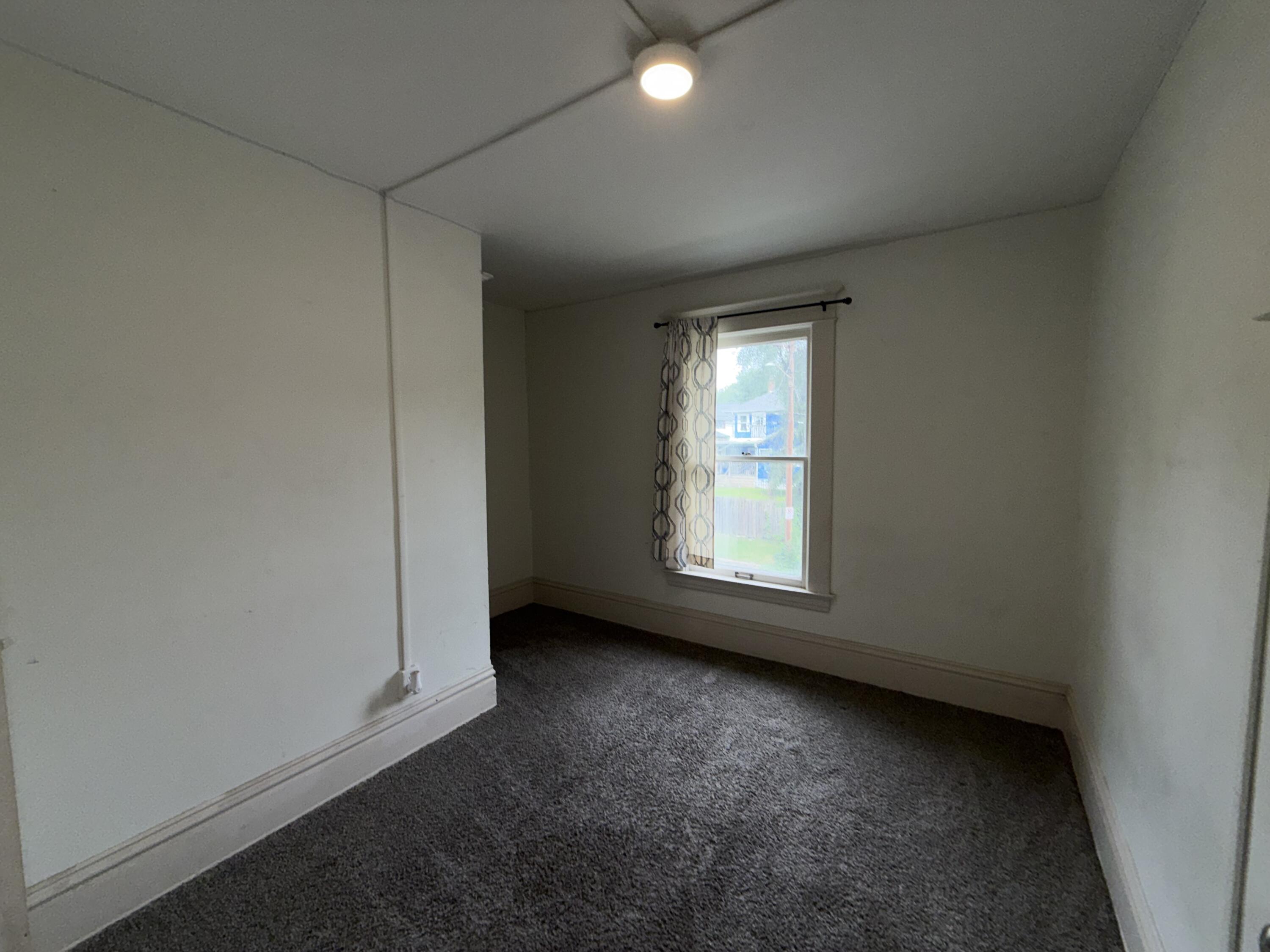1127 Niagara Avenue SE Grand Rapids MI 49507