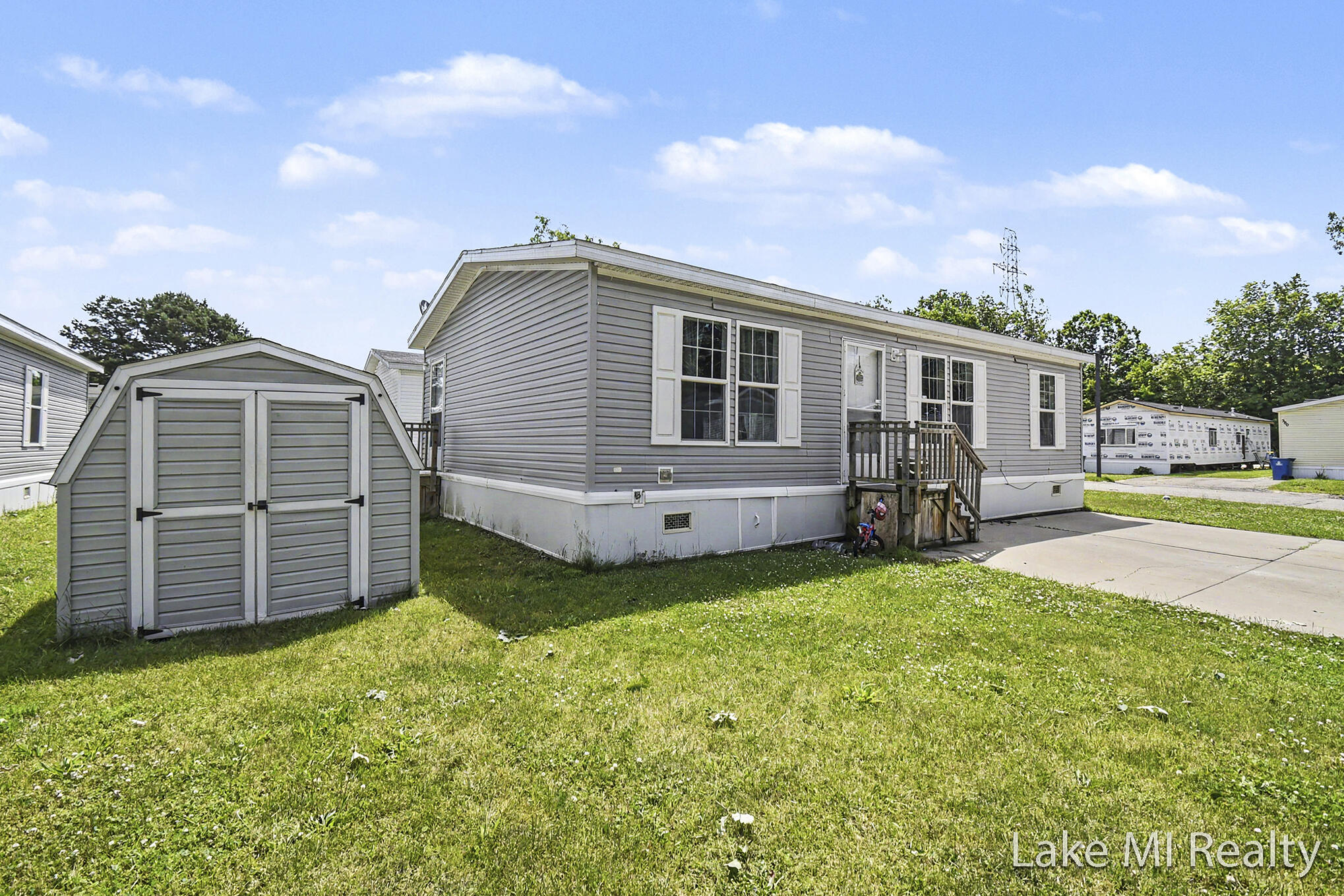 357 S Hardwick Drive SW Grand Rapids MI 49548