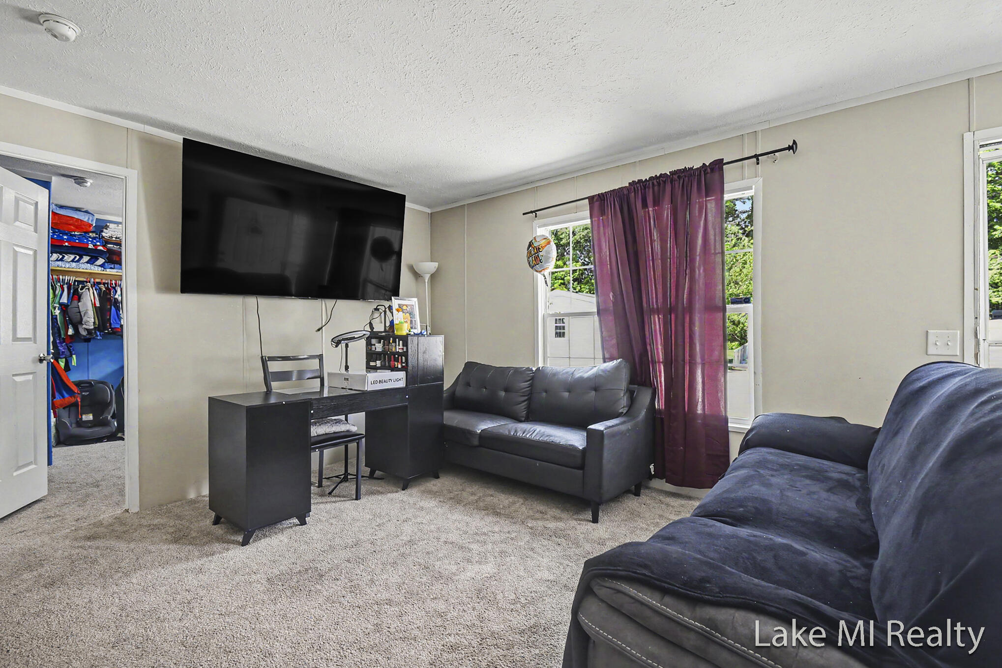 357 S Hardwick Drive SW Grand Rapids MI 49548