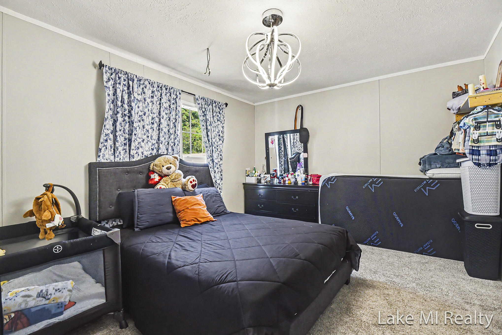 357 S Hardwick Drive SW Grand Rapids MI 49548