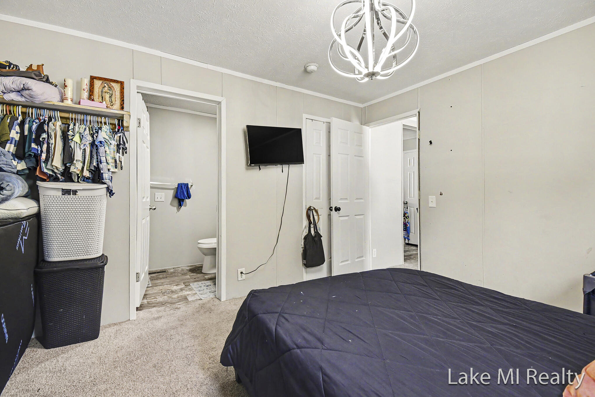 357 S Hardwick Drive SW Grand Rapids MI 49548