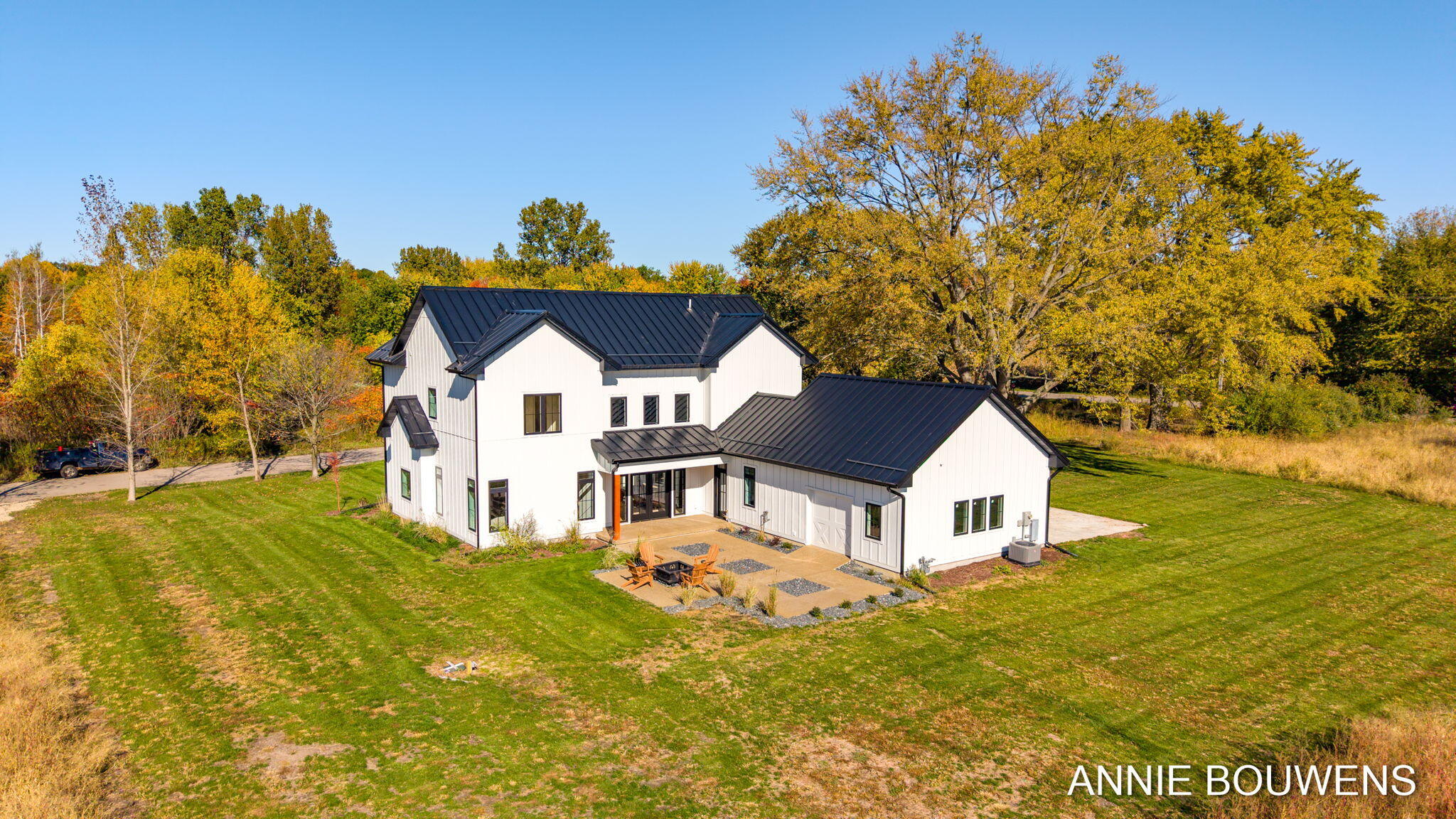 6008 Hidden Creek Trail Hamilton MI 49419
