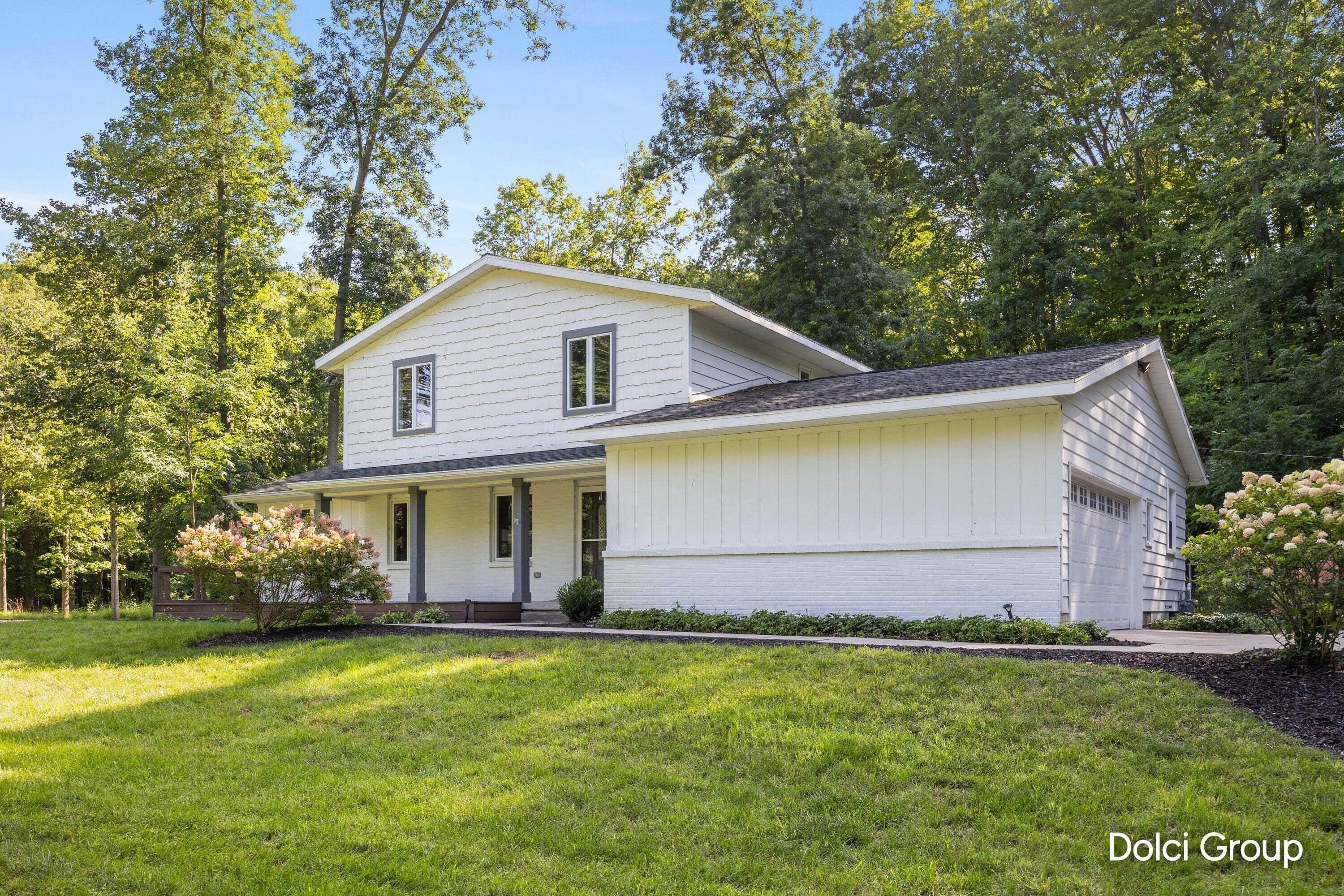 2198 Trillium Lane NW Grand Rapids MI 49534