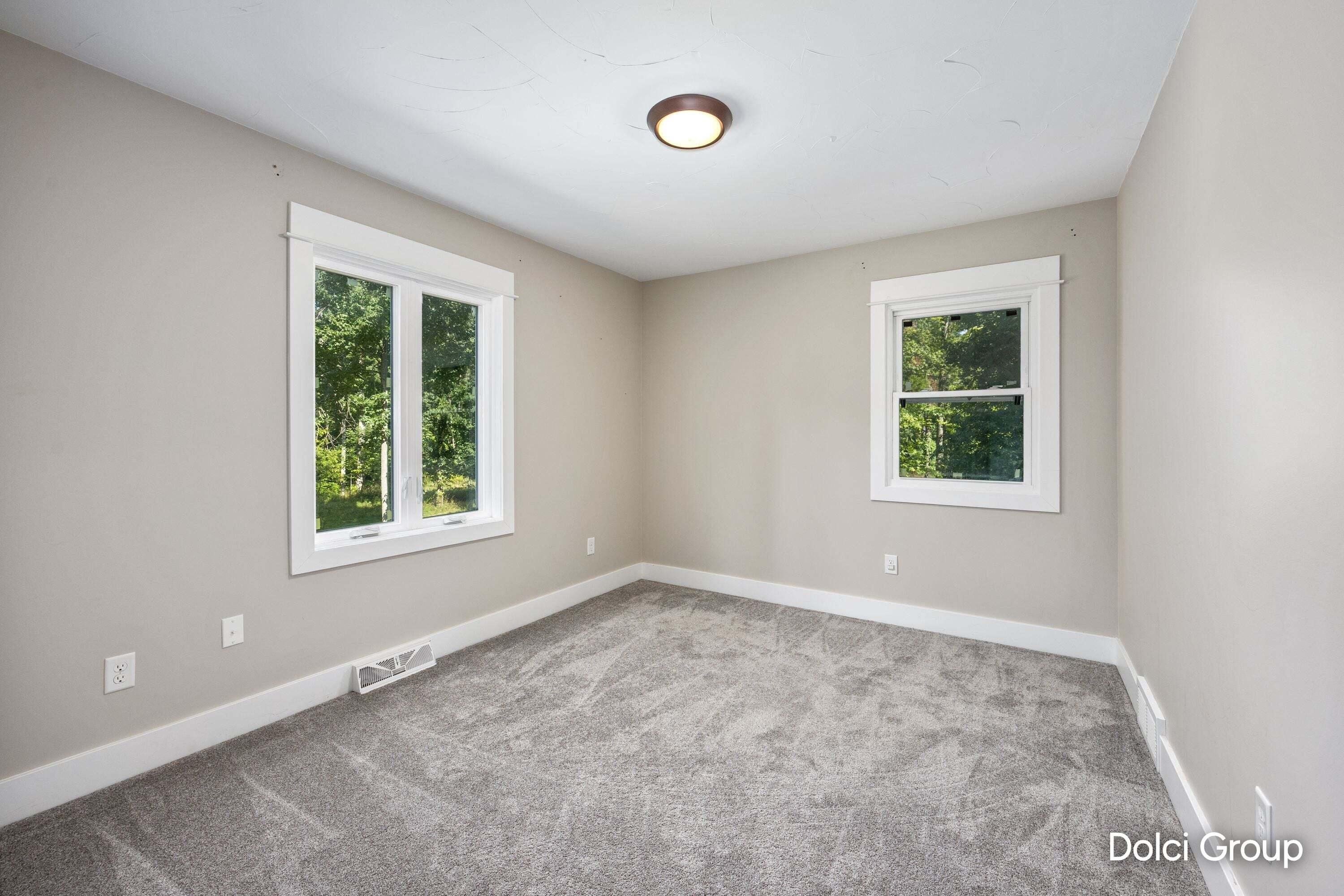 2198 Trillium Lane NW Grand Rapids MI 49534