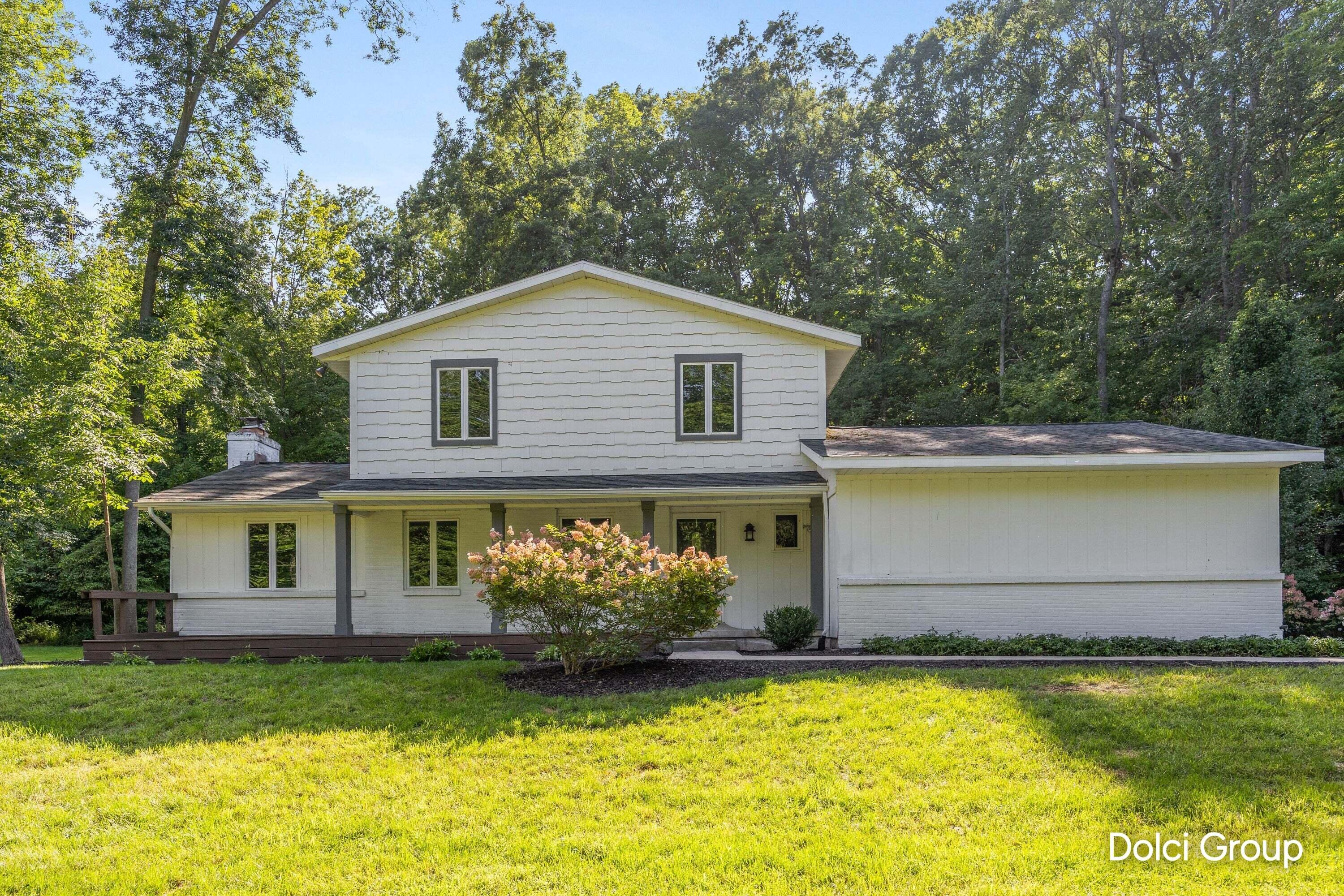 2198 Trillium Lane NW Grand Rapids MI 49534