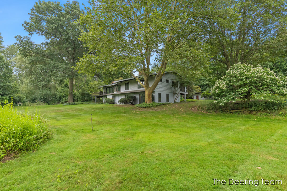 2665 Sharon Avenue Holland MI 49424