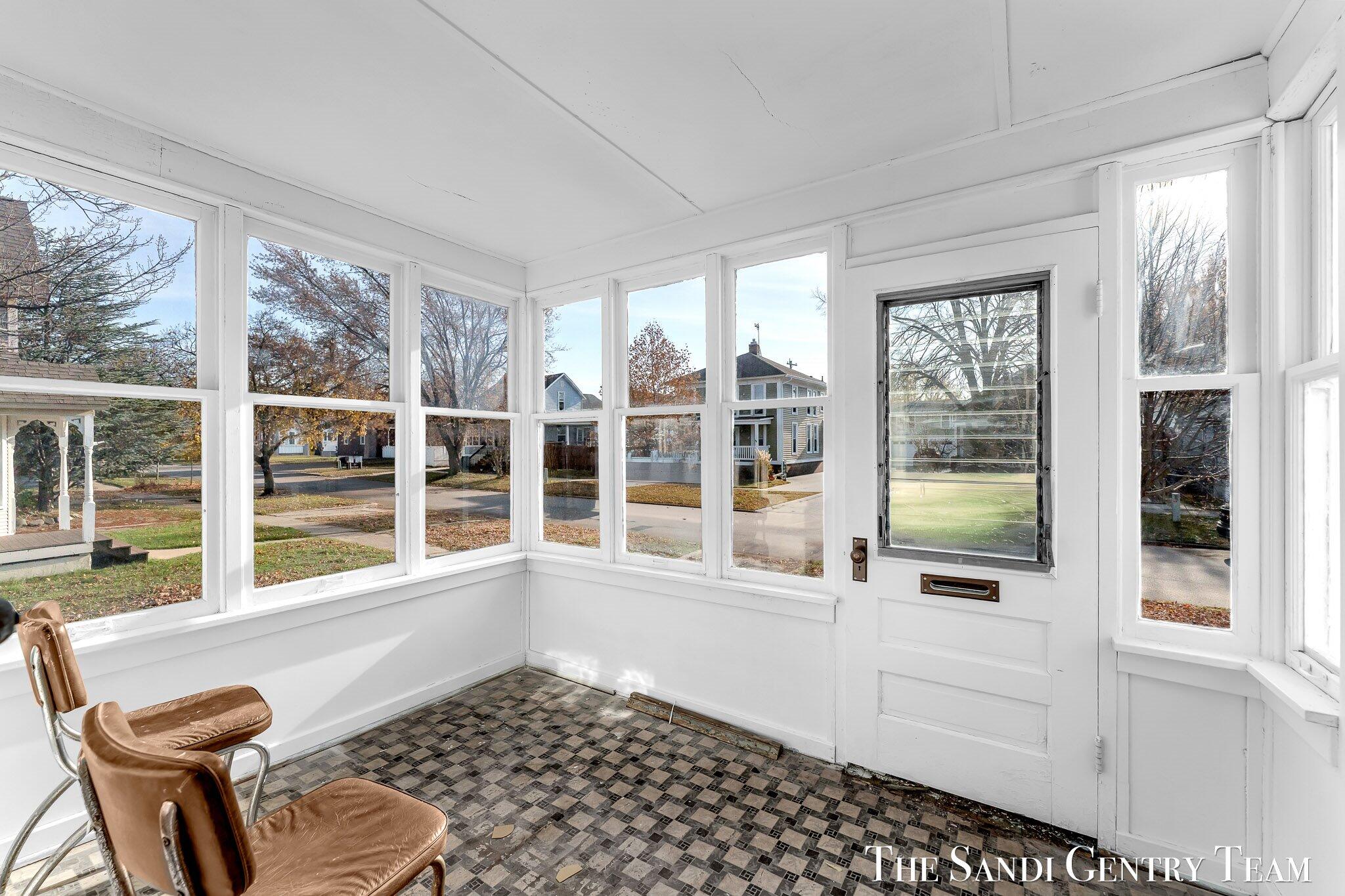 317 Elliott Avenue Grand Haven MI 49417