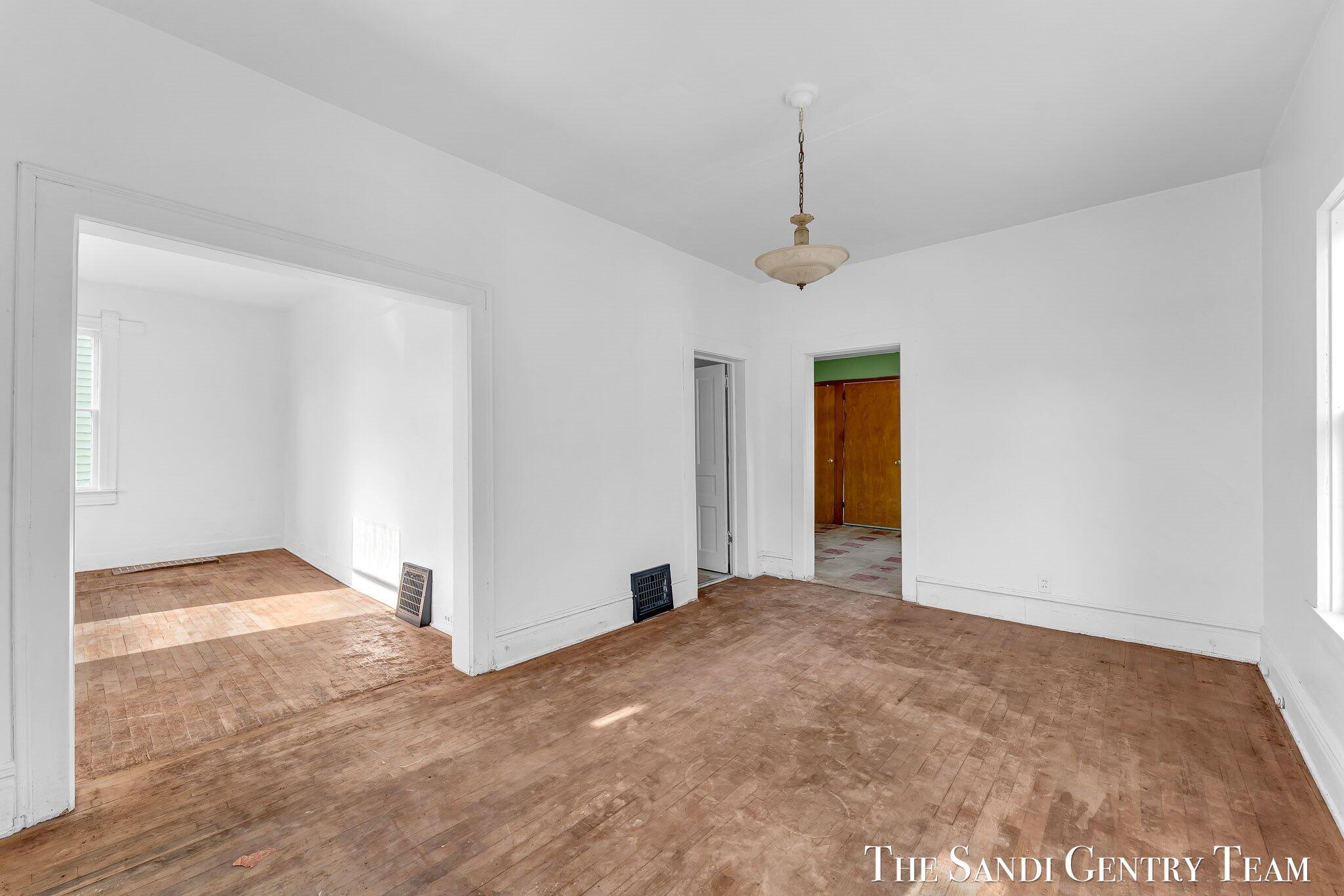 317 Elliott Avenue Grand Haven MI 49417
