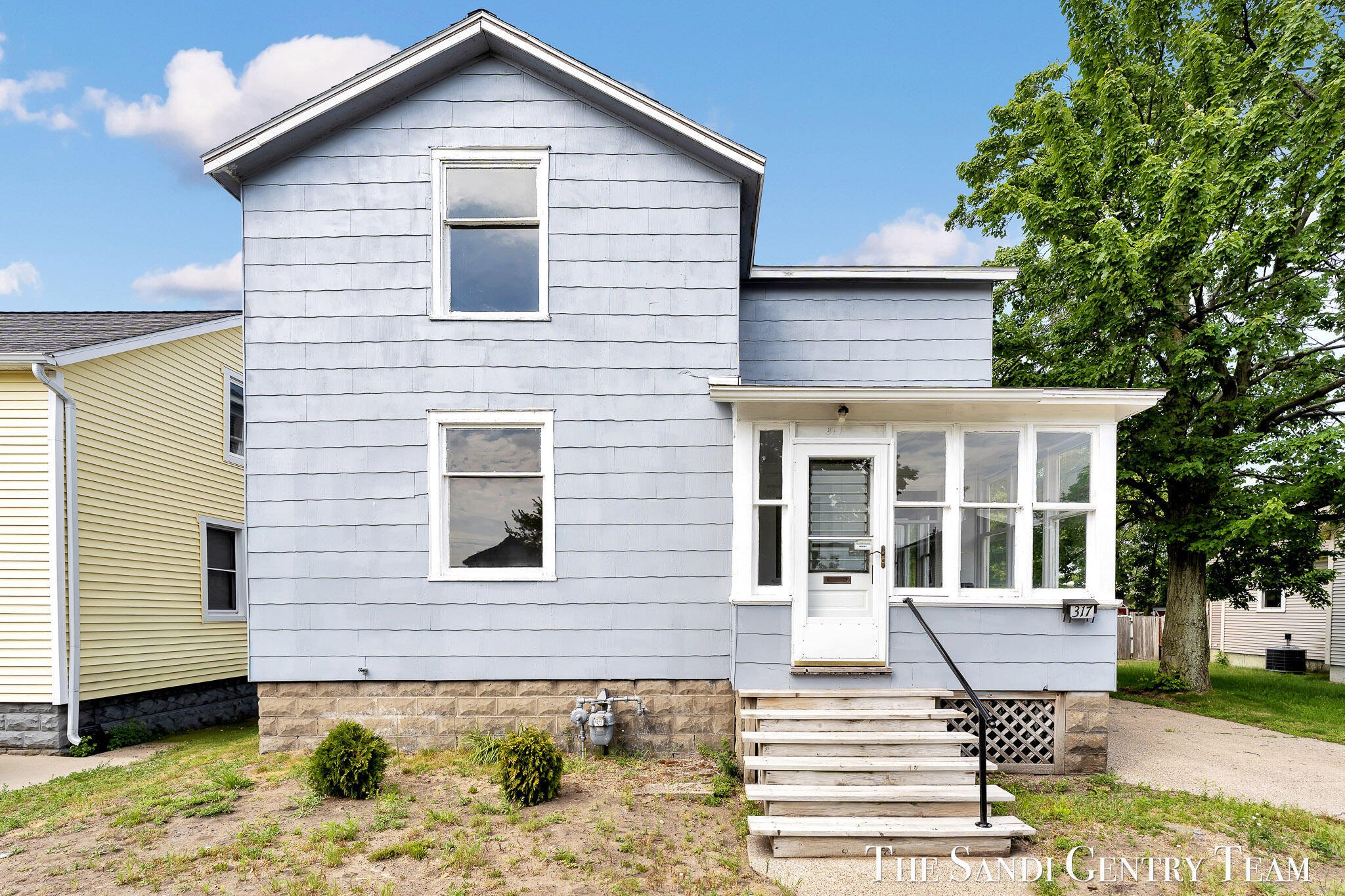 317 Elliott Avenue Grand Haven MI 49417
